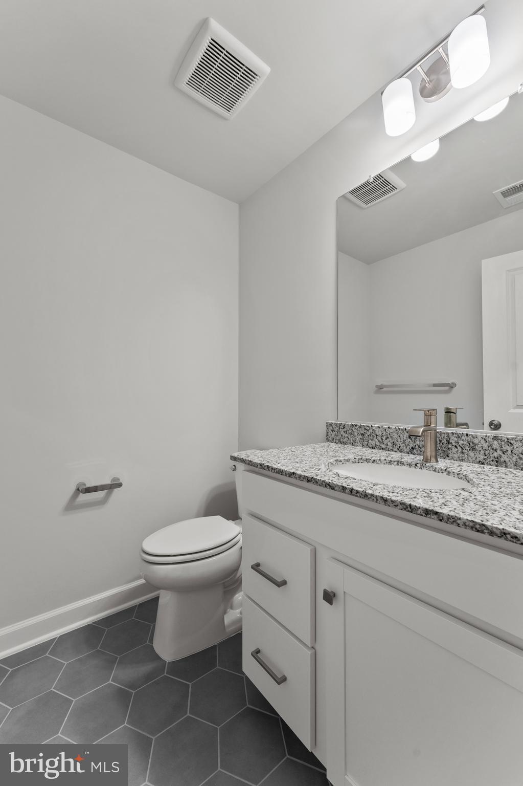 POTOMAC OVERLOOK - Residential