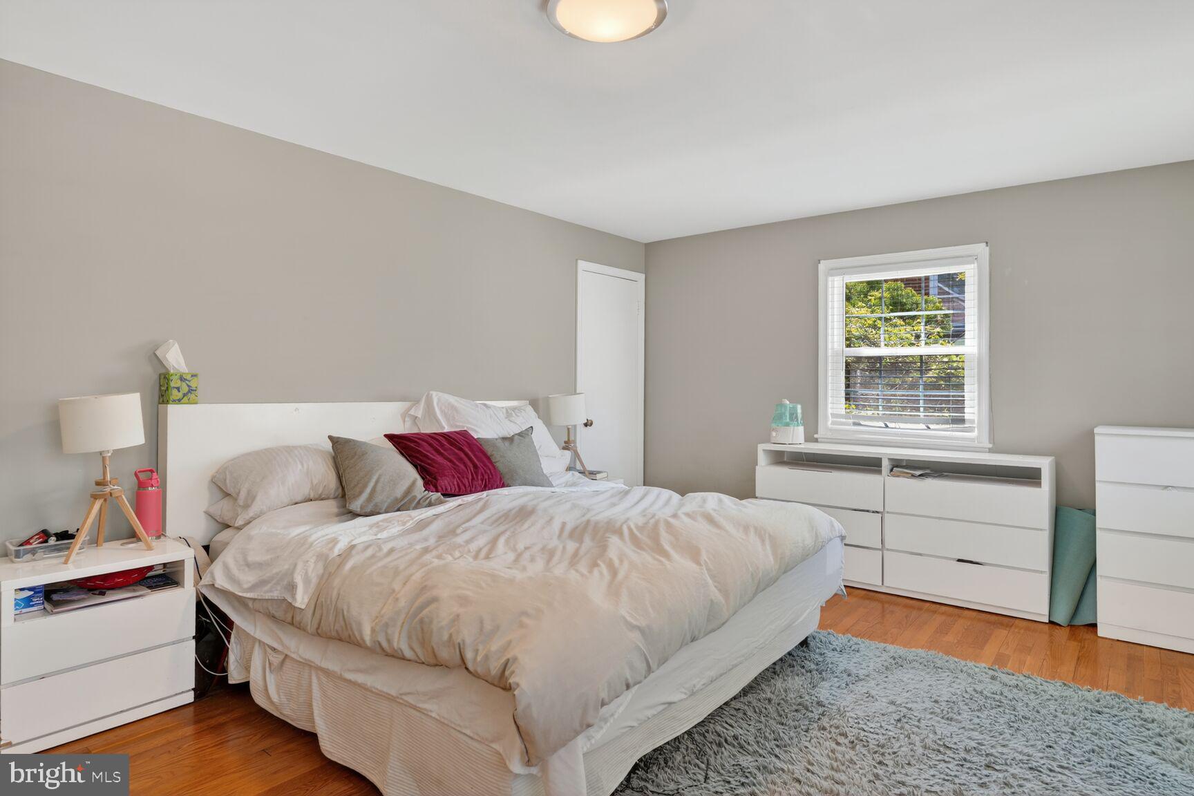 ROLLINGWOOD - Residential