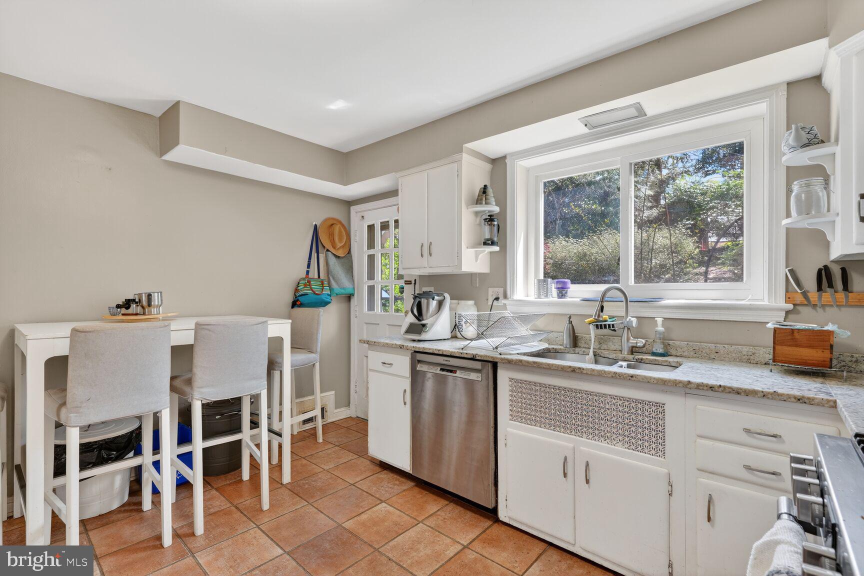 ROLLINGWOOD - Residential