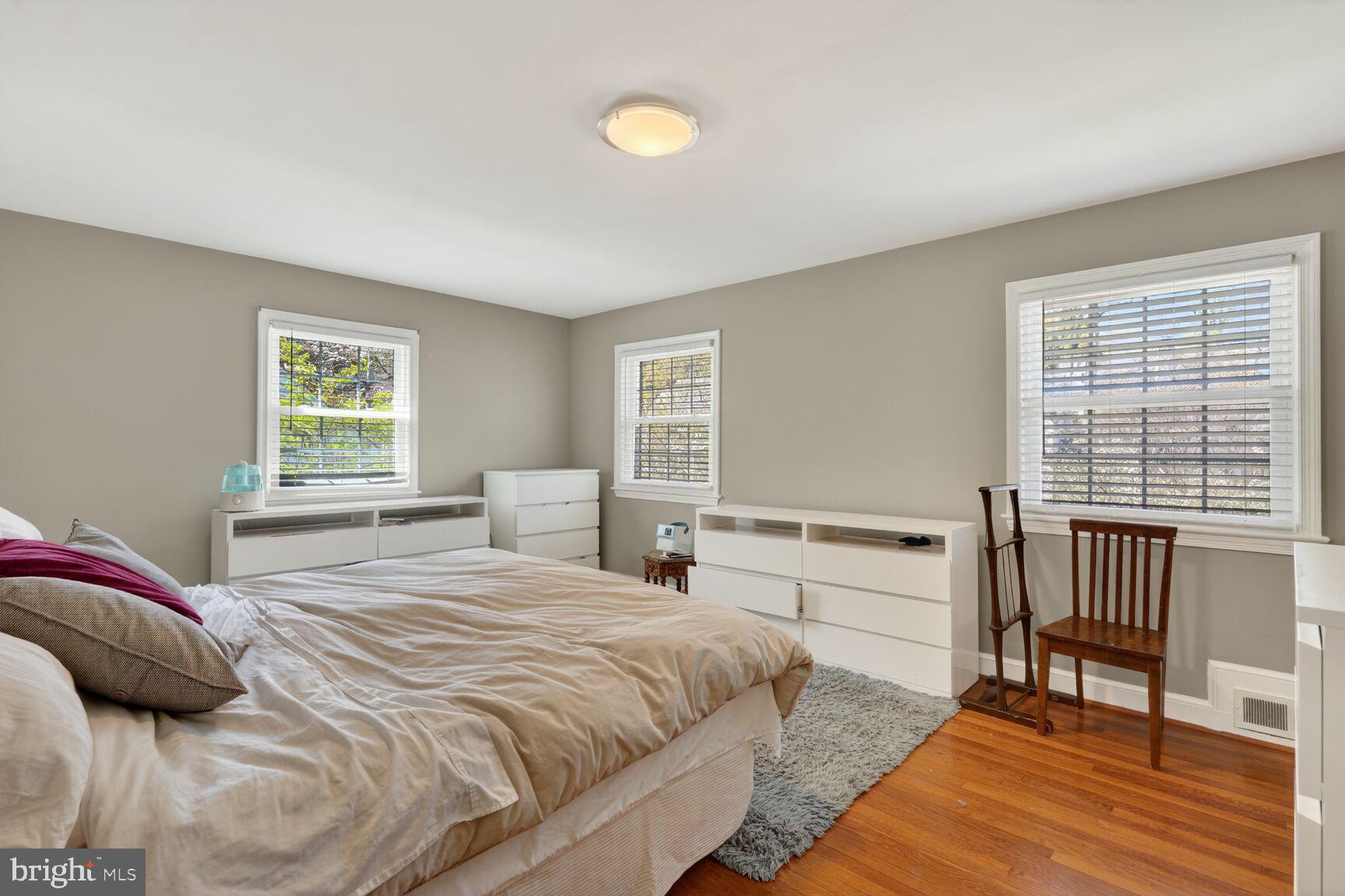 ROLLINGWOOD - Residential