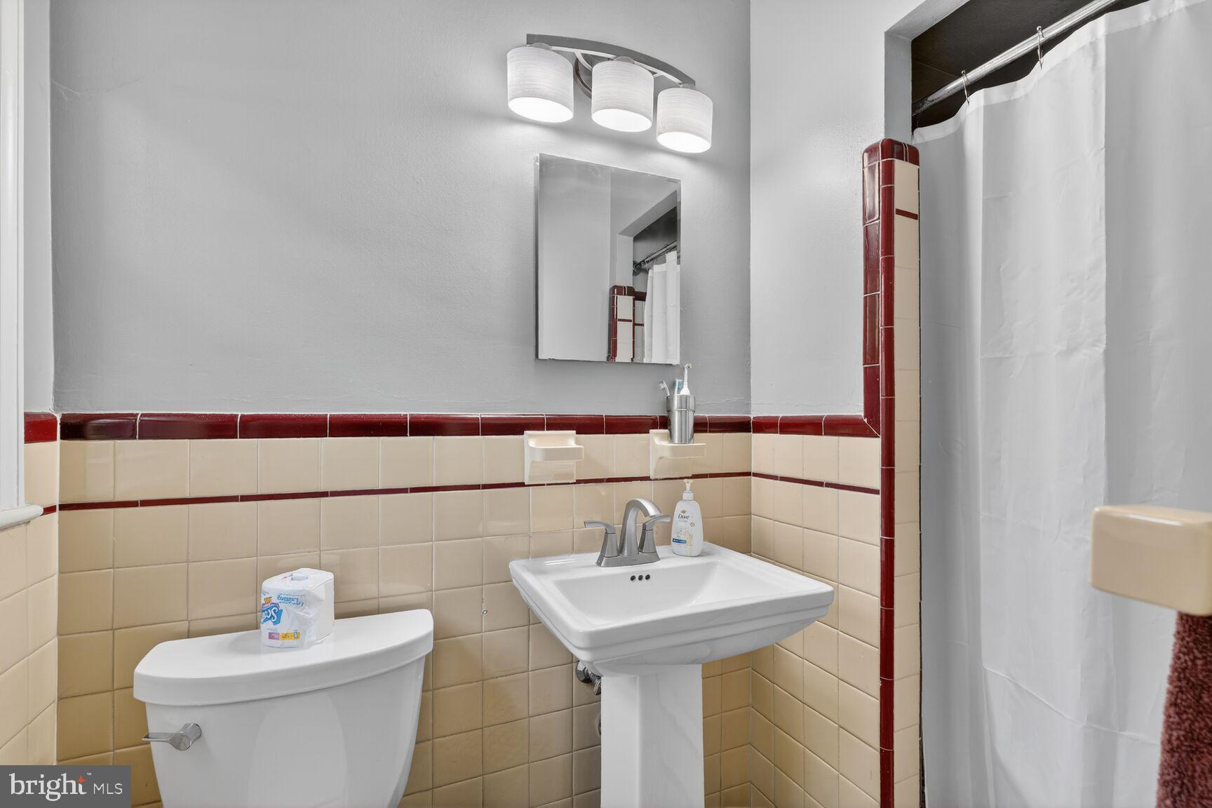 ROLLINGWOOD - Residential