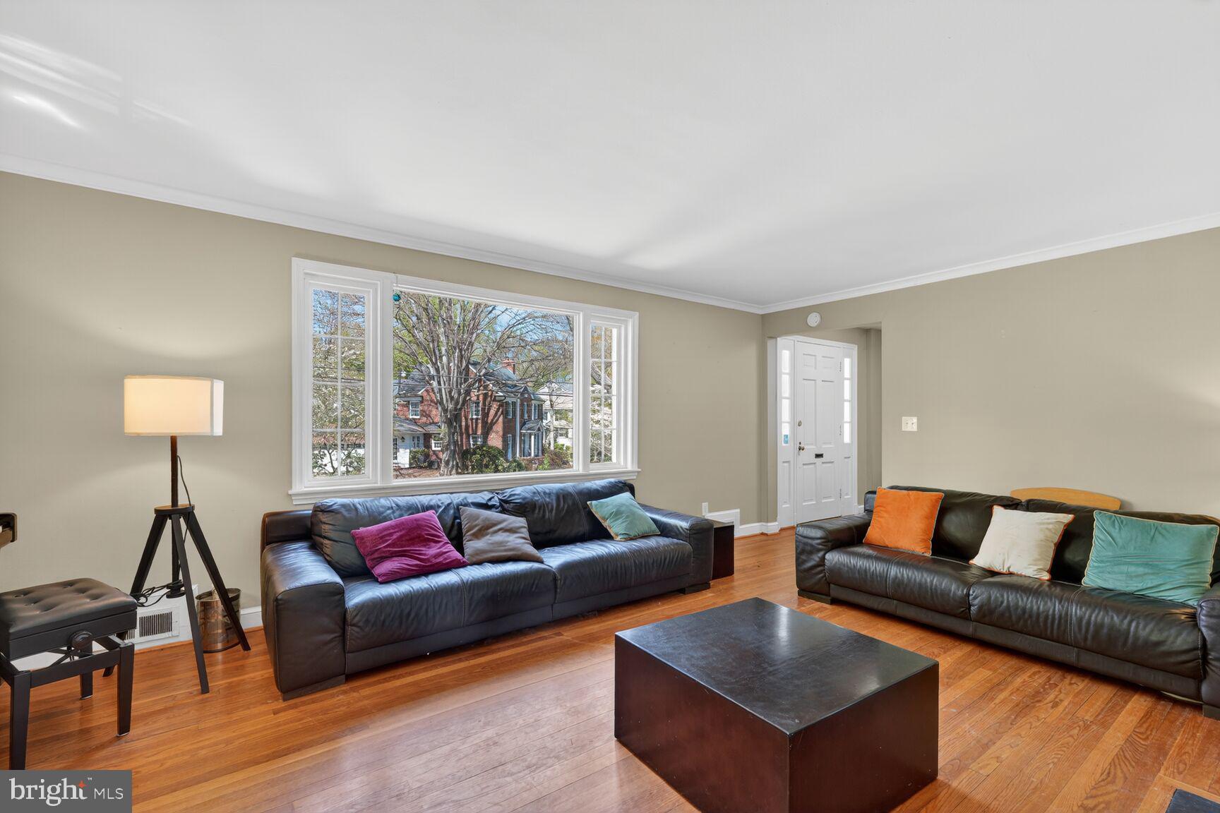 ROLLINGWOOD - Residential