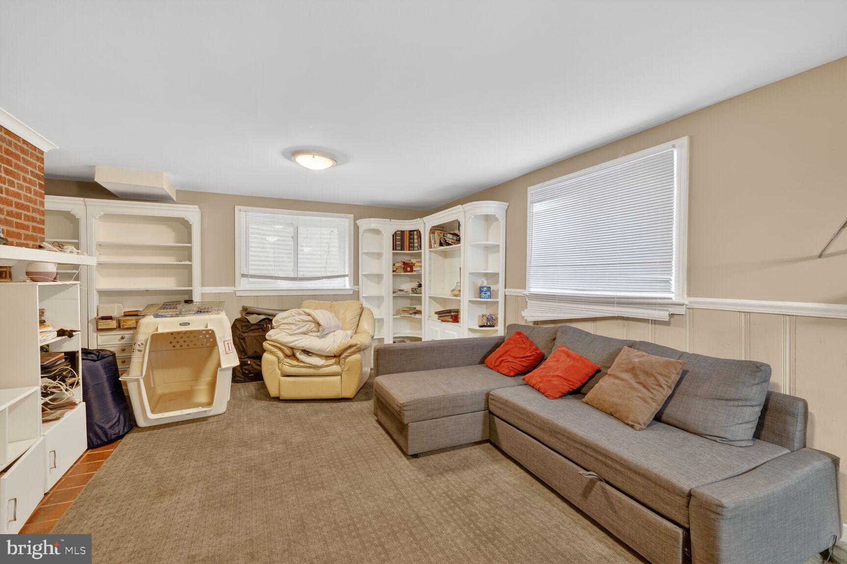 ROLLINGWOOD - Residential