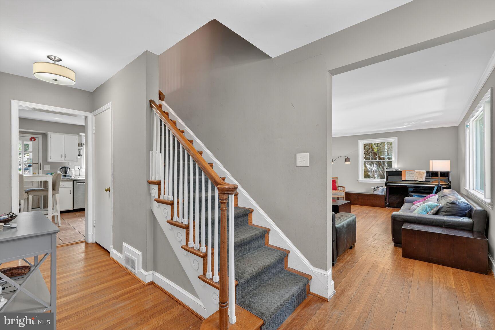 ROLLINGWOOD - Residential