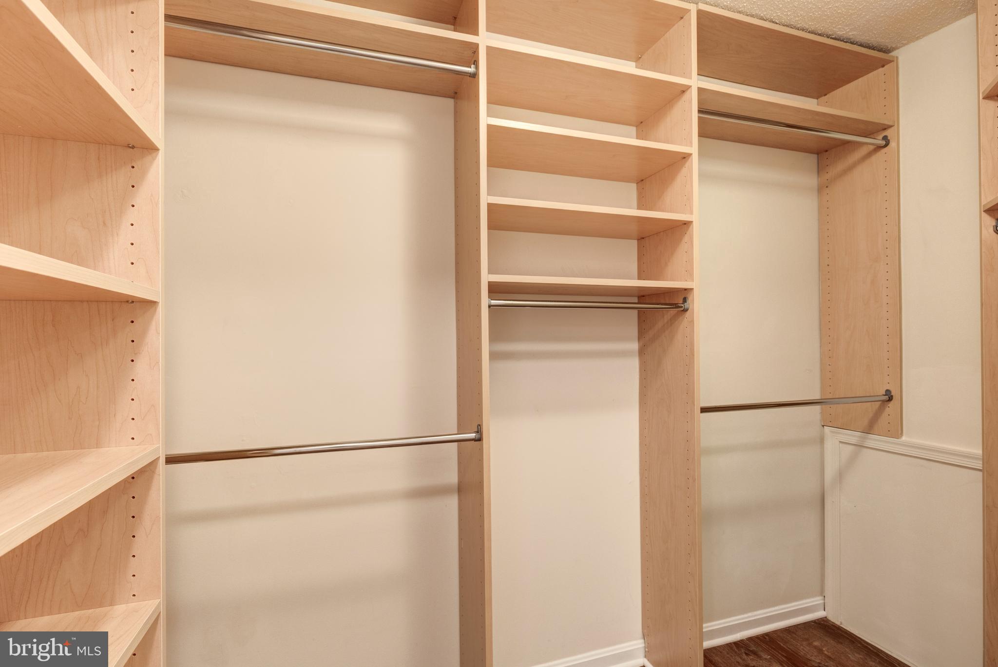 DORSEY HALL - Residential