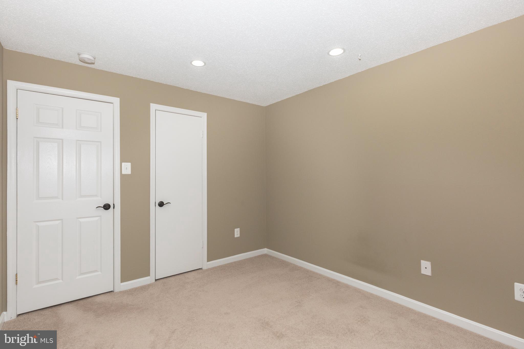 DORSEY HALL - Residential