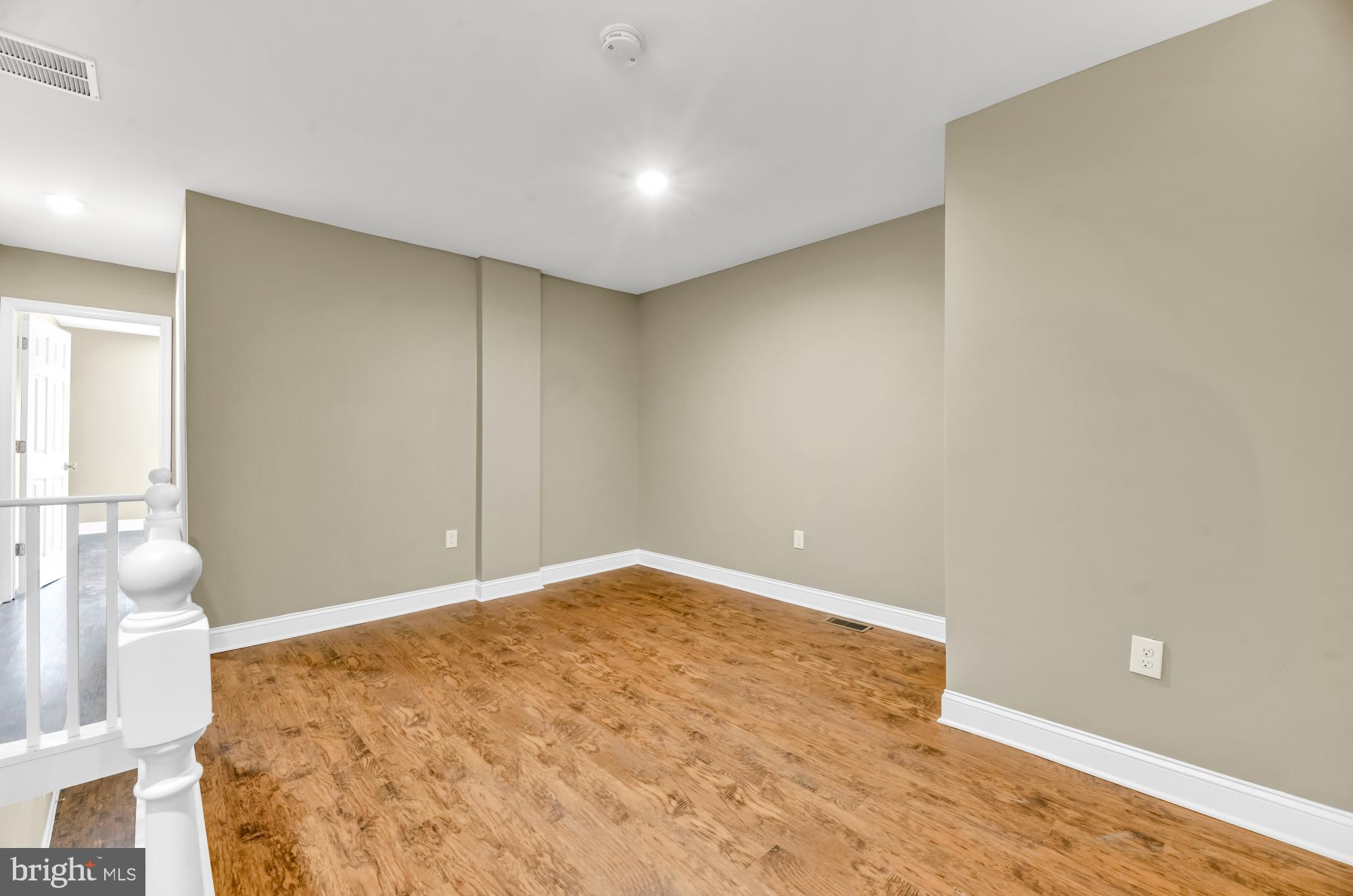 SAINT JOSEPHS - Residential Lease