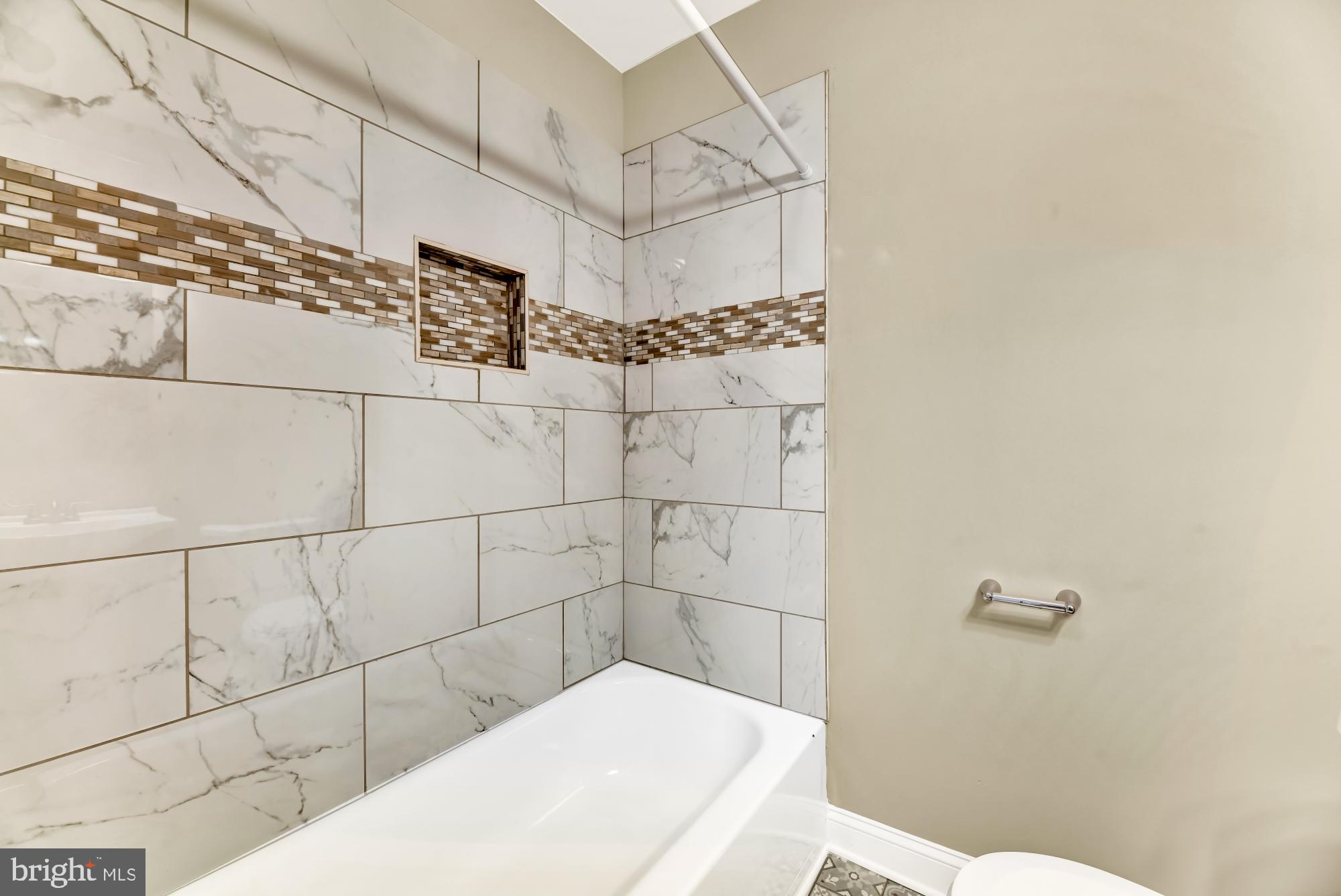 SAINT JOSEPHS - Residential Lease