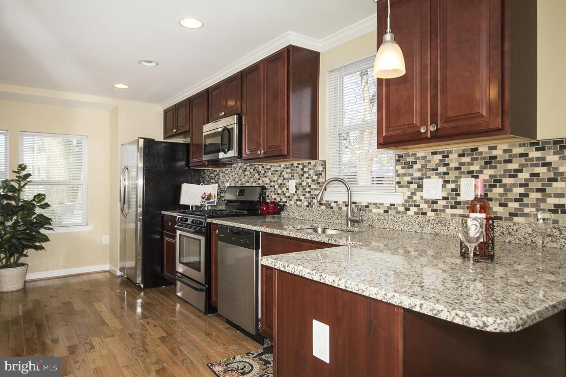 HAWTHORNE - Residential