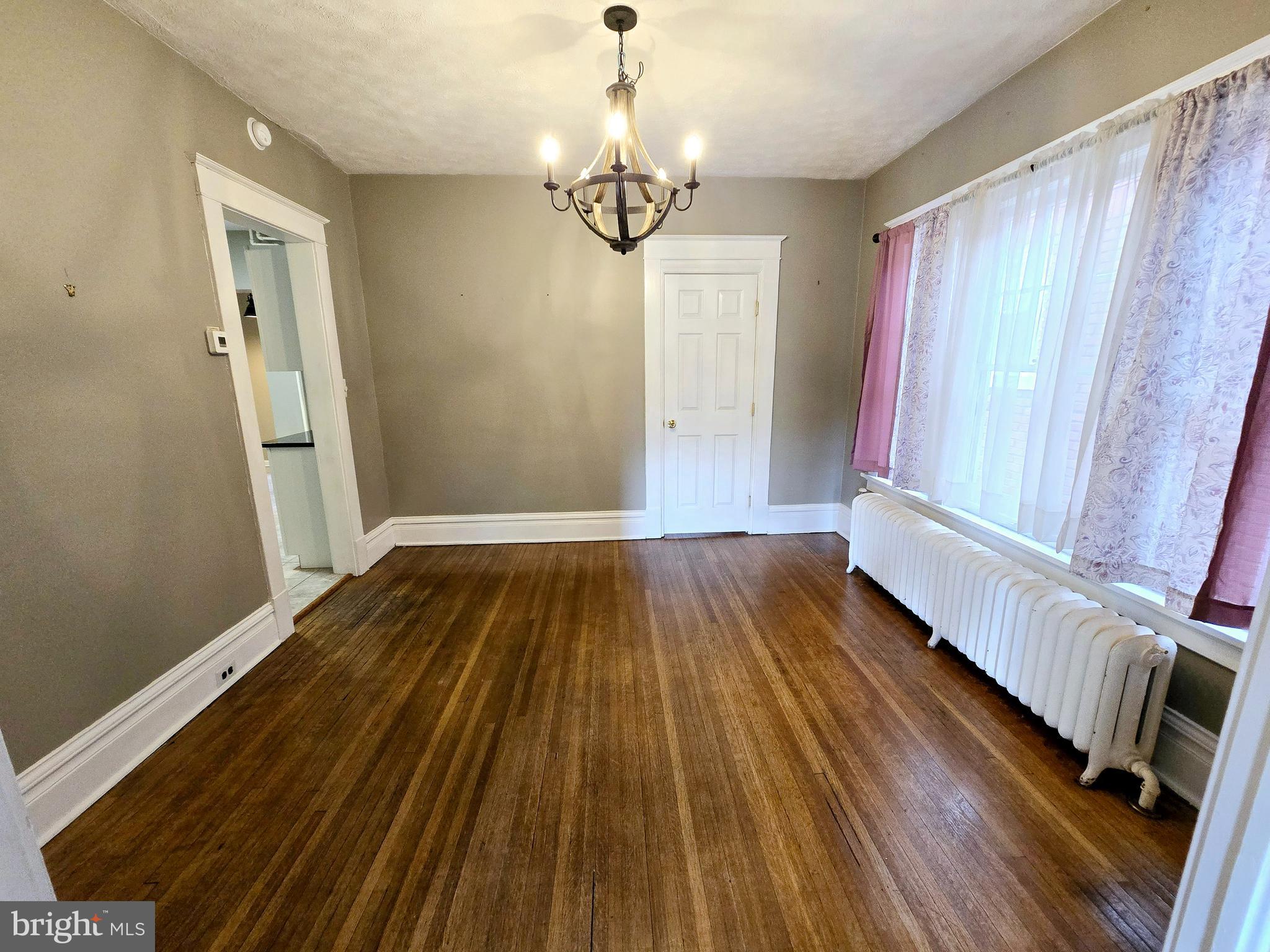 WEST SIDE - Residential