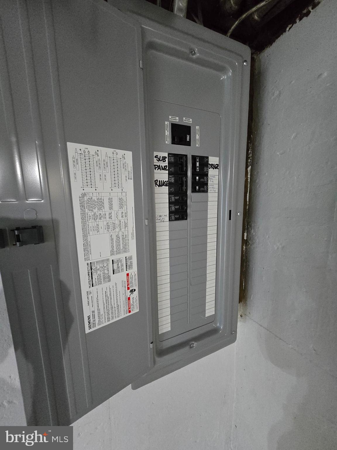 WEST SIDE - Residential