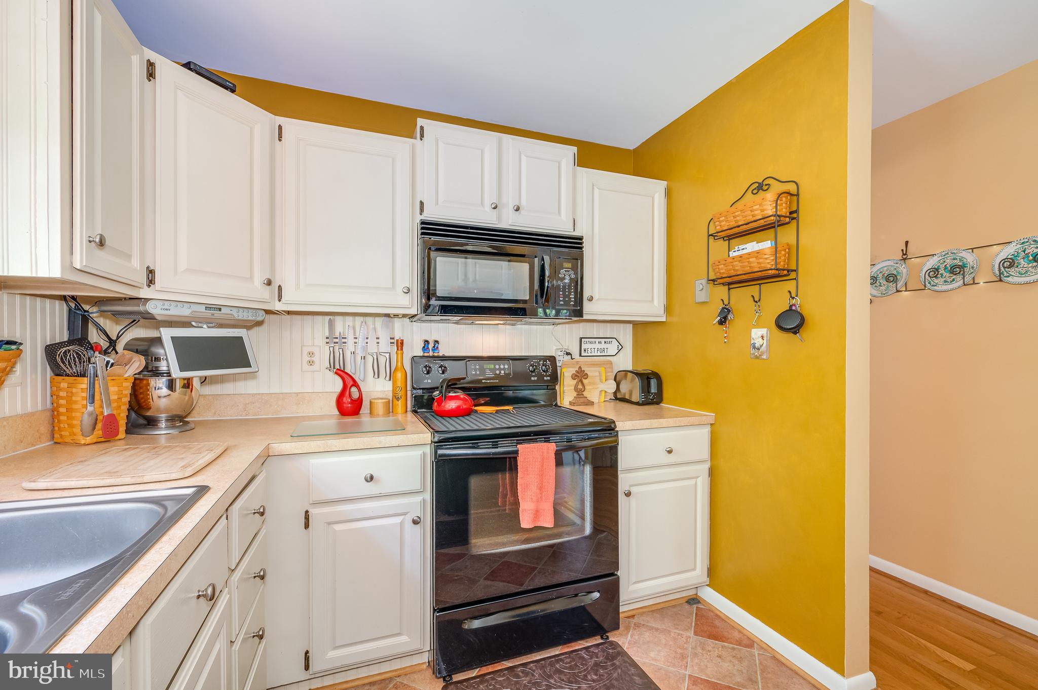 GREENWOOD ACRES - Residential