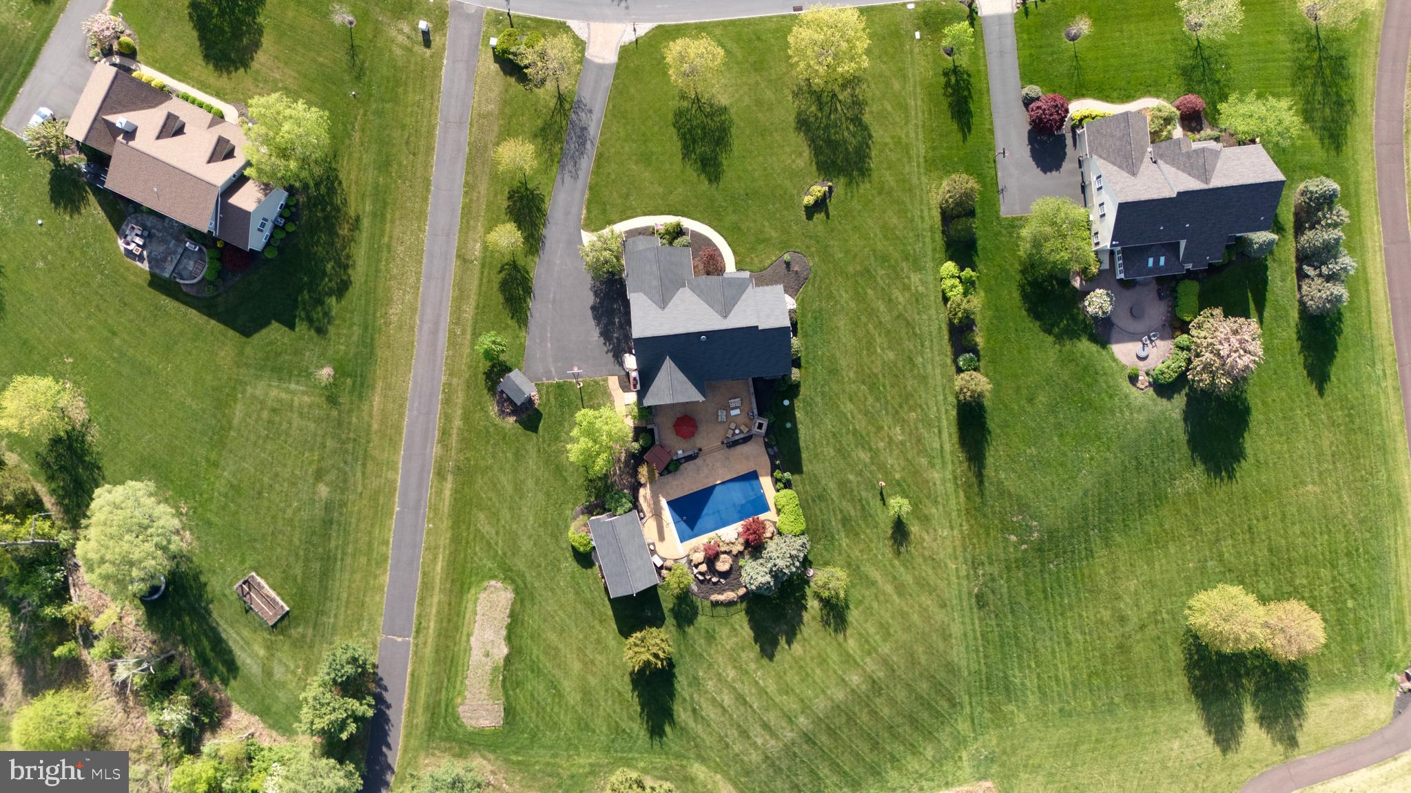 2520 JOSIE LANE