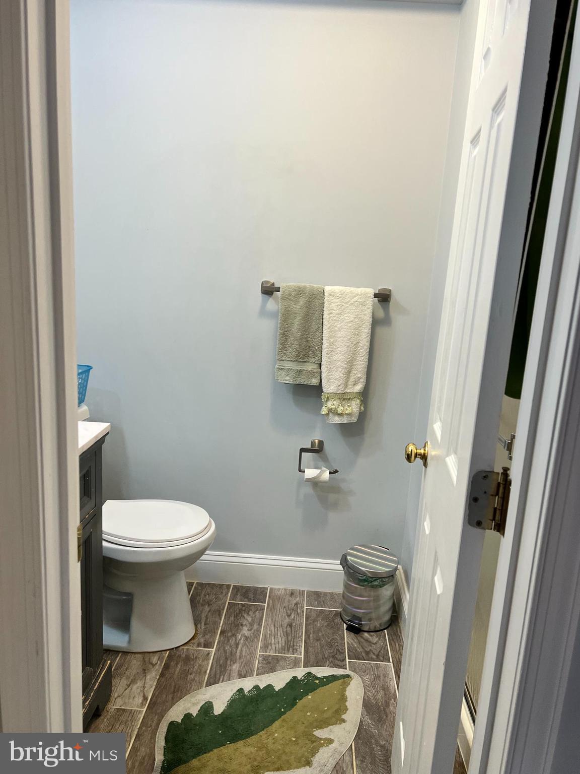 ORCHARD CLUB - Residential Lease