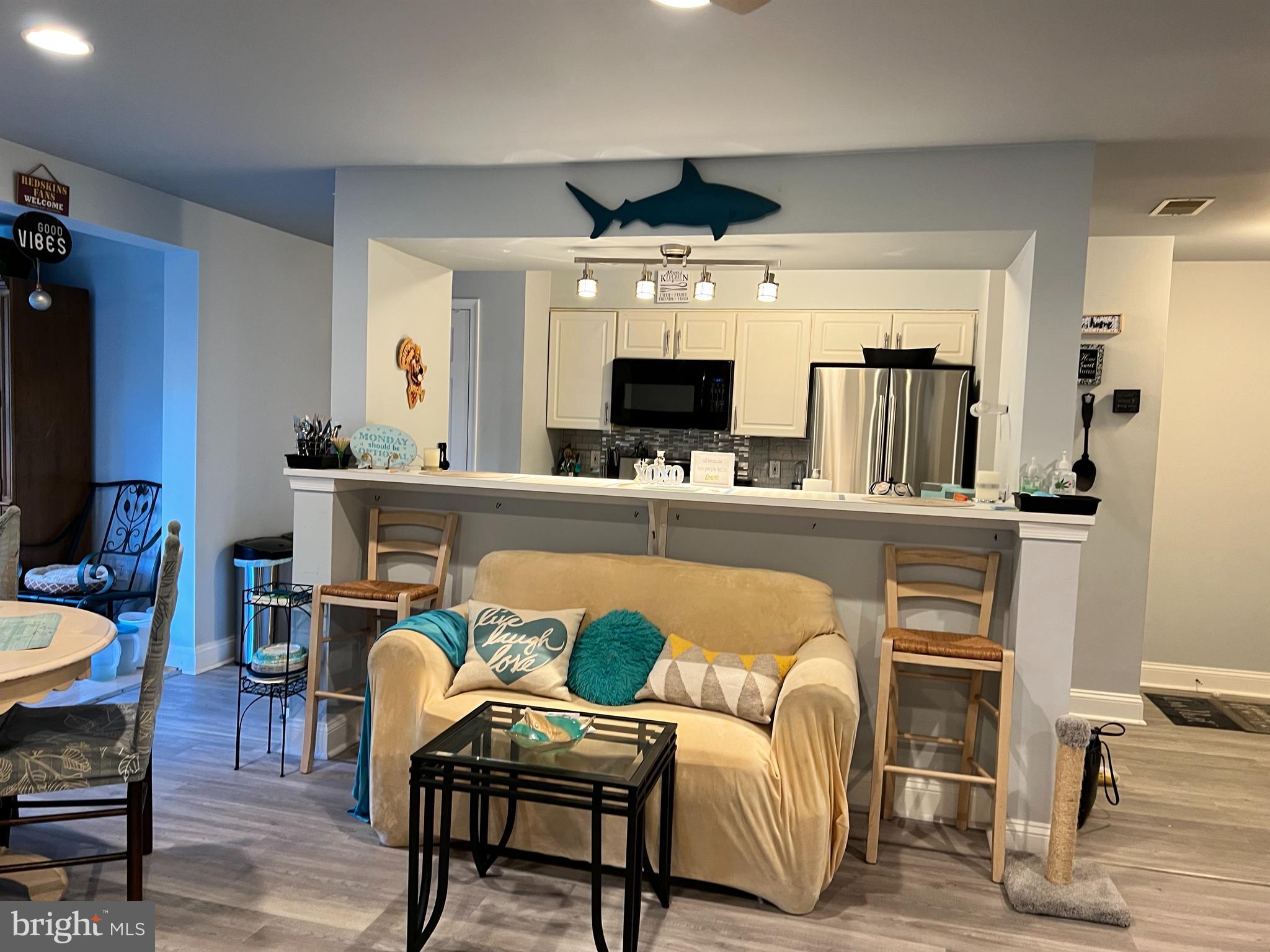 ORCHARD CLUB - Residential Lease