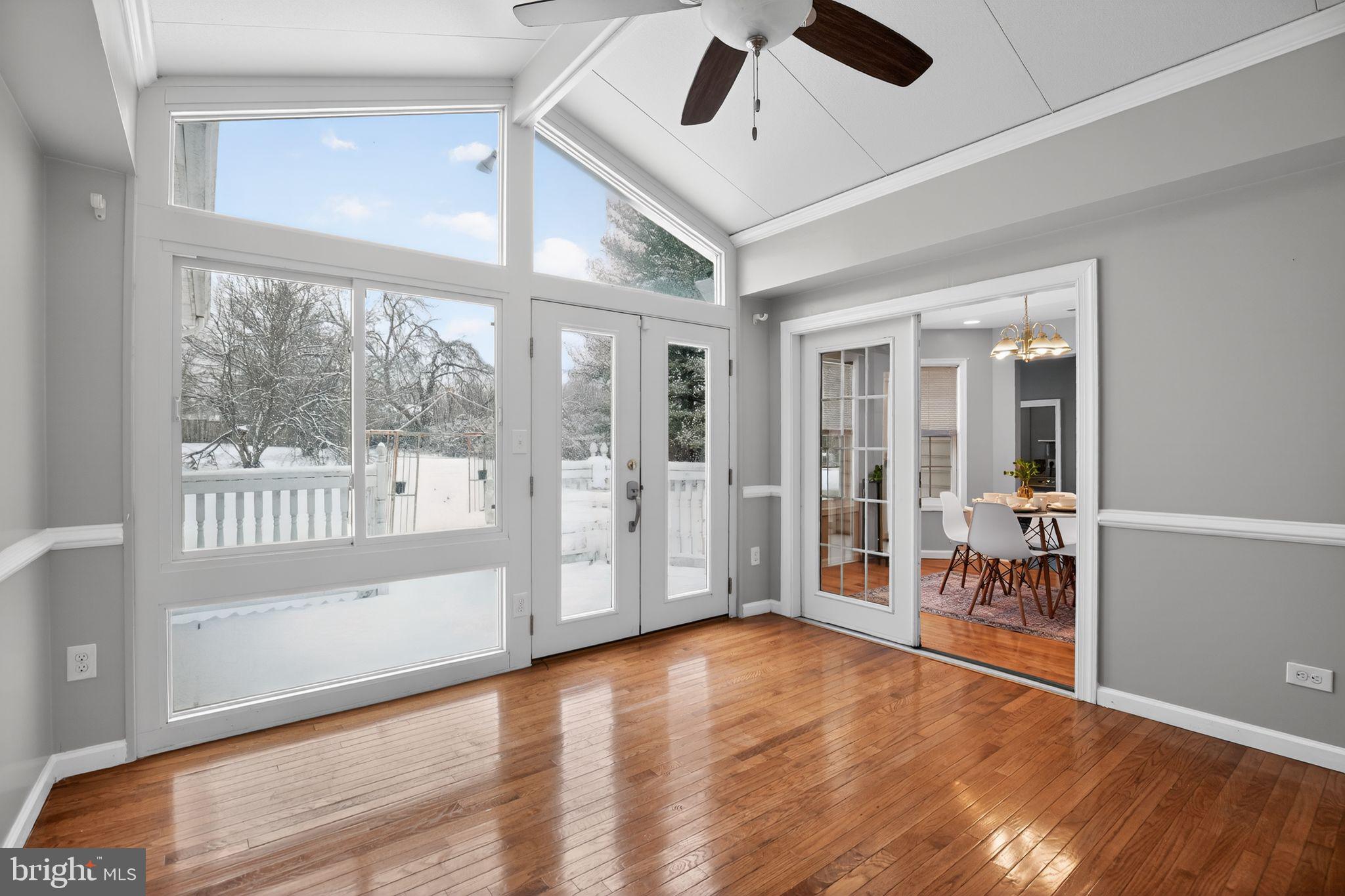 HORSE SHOE ROAD - Residential