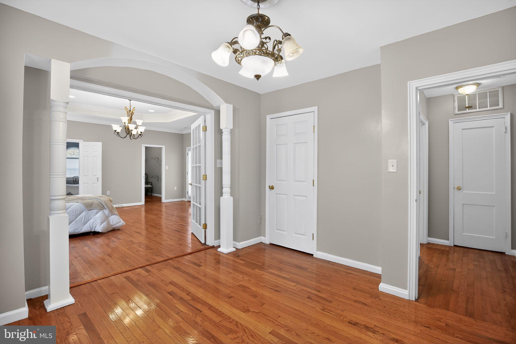 HORSE SHOE ROAD - Residential