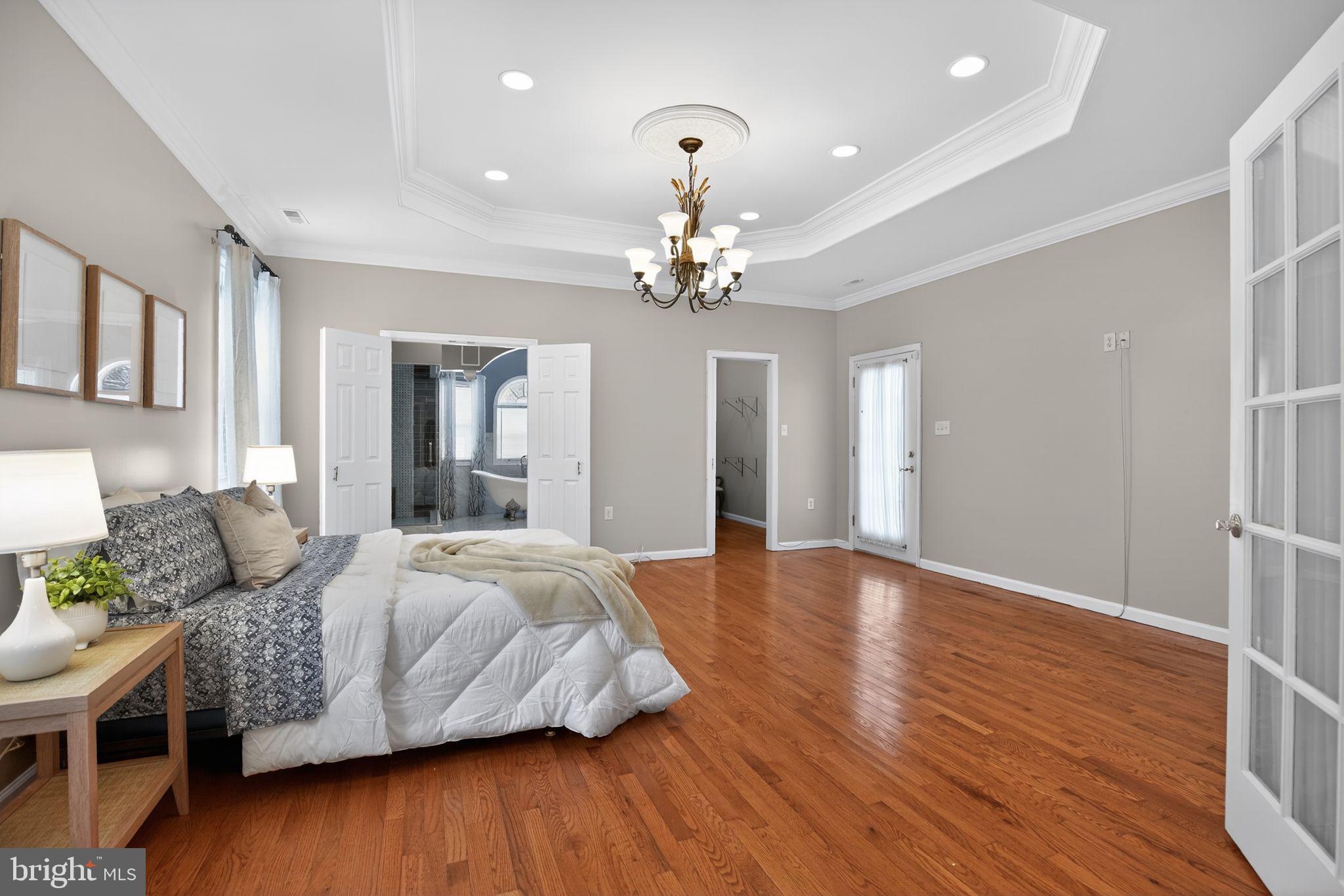 HORSE SHOE ROAD - Residential