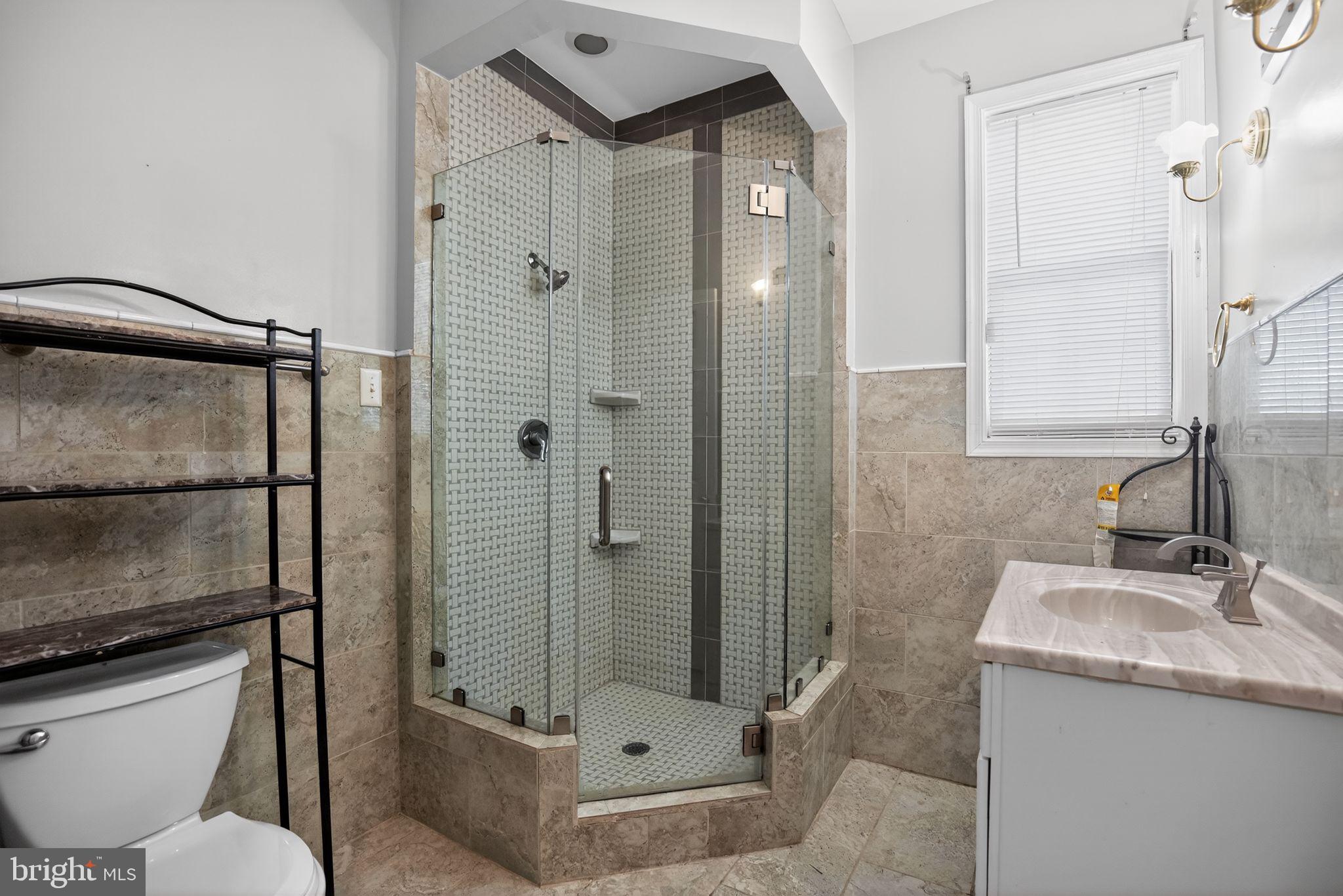 HORSE SHOE ROAD - Residential