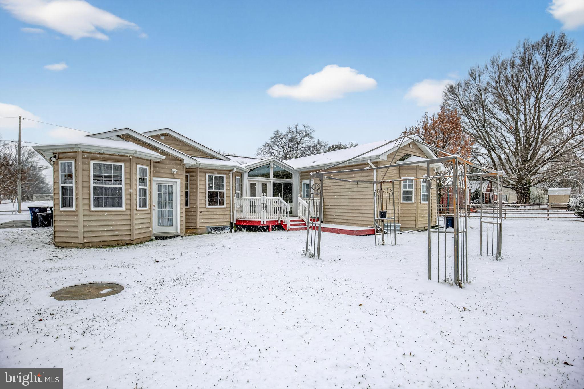 HORSE SHOE ROAD - Residential