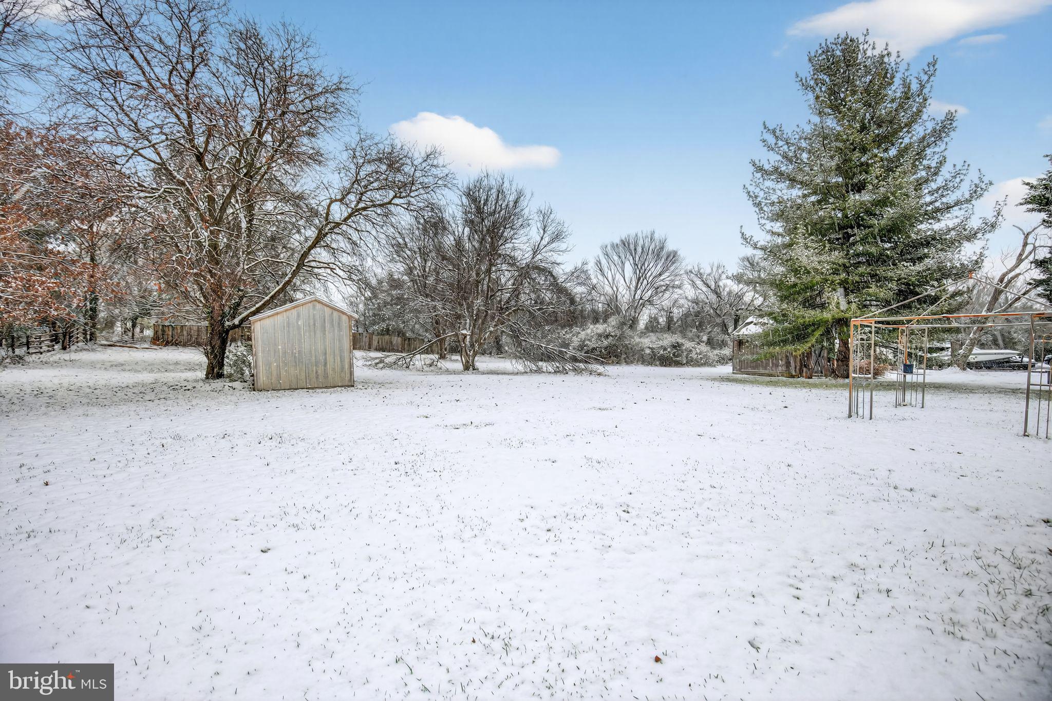 HORSE SHOE ROAD - Residential