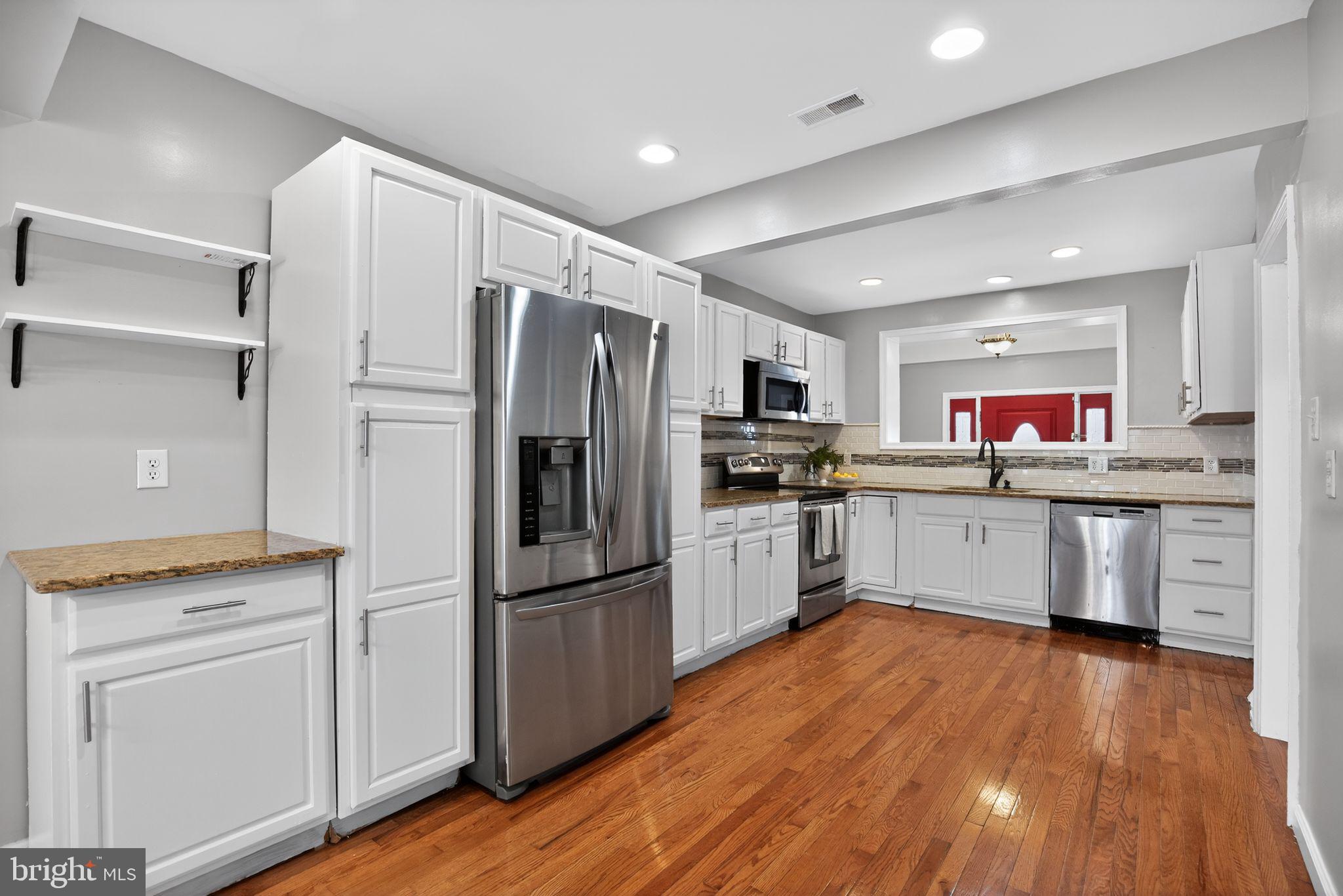 HORSE SHOE ROAD - Residential