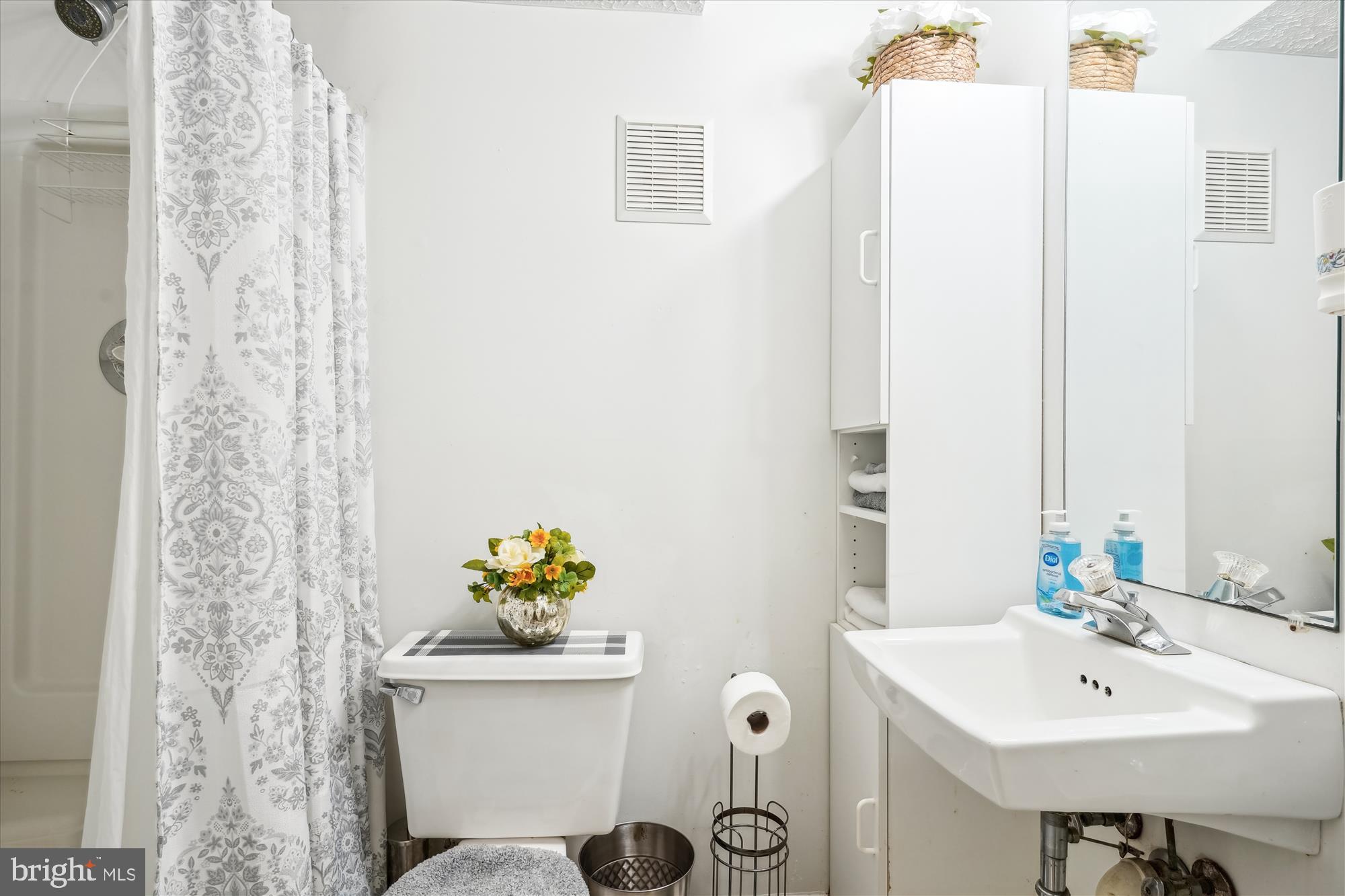 NEWINGTON HEIGHTS - Residential