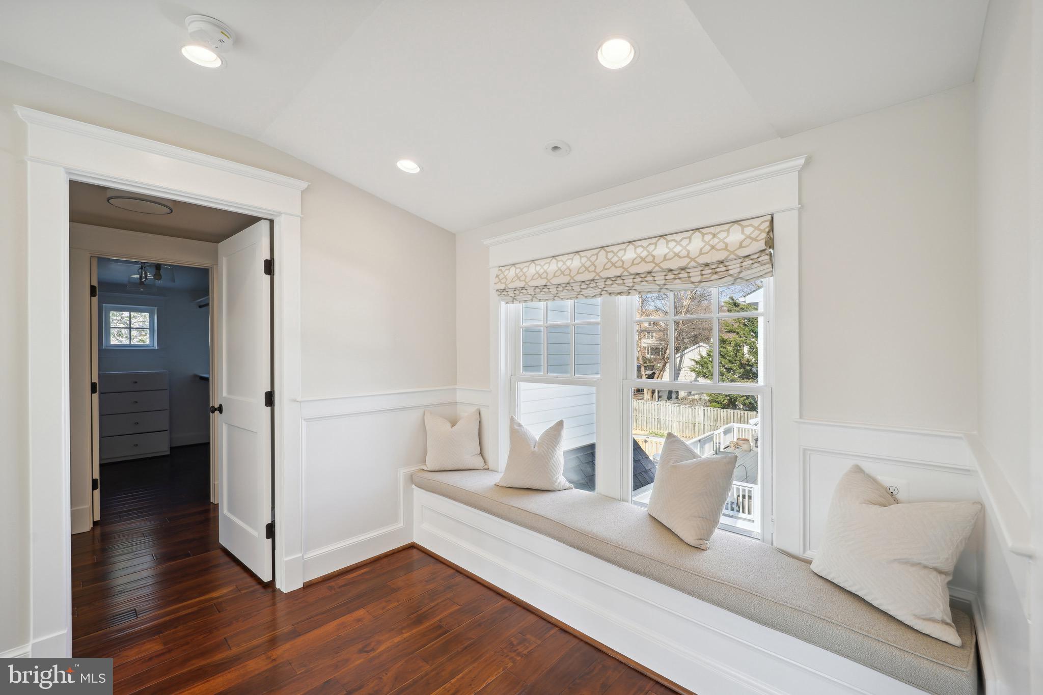 BON AIR - Residential