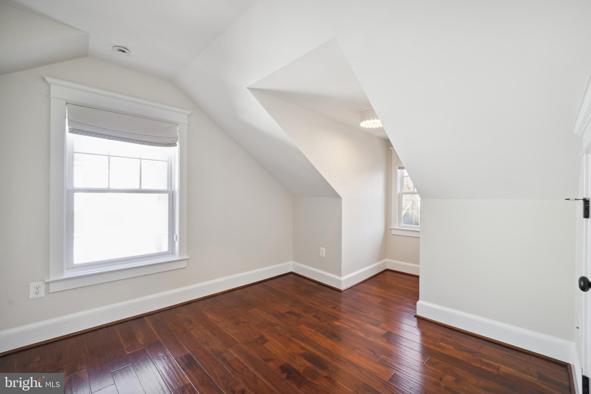 BON AIR - Residential