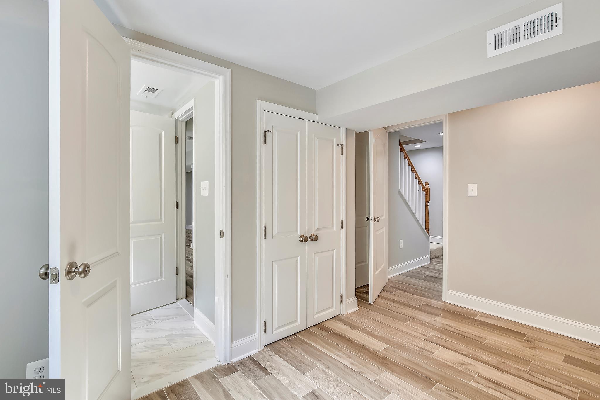 STRATFORD ON THE POTOMAC - Residential