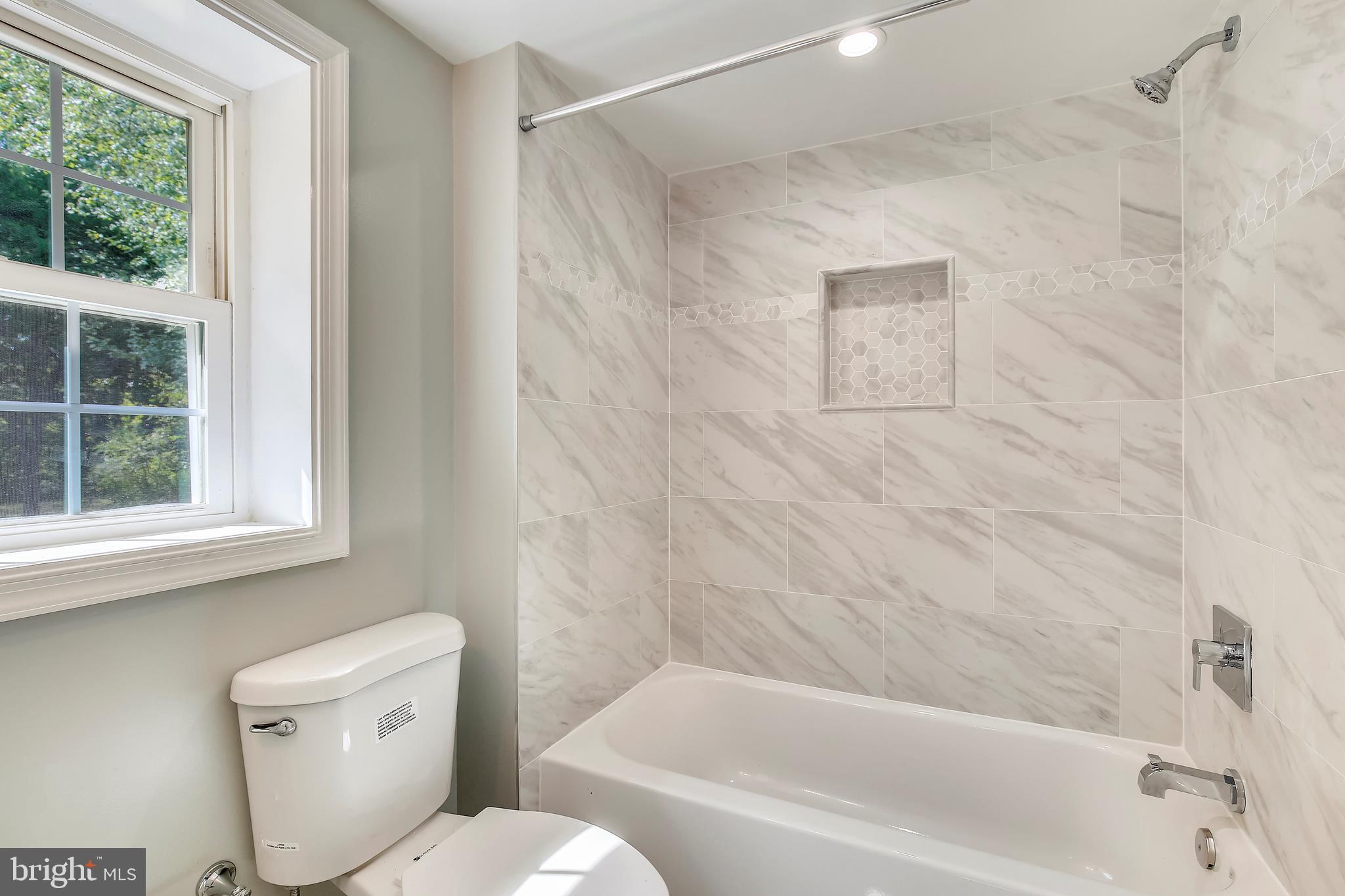 STRATFORD ON THE POTOMAC - Residential