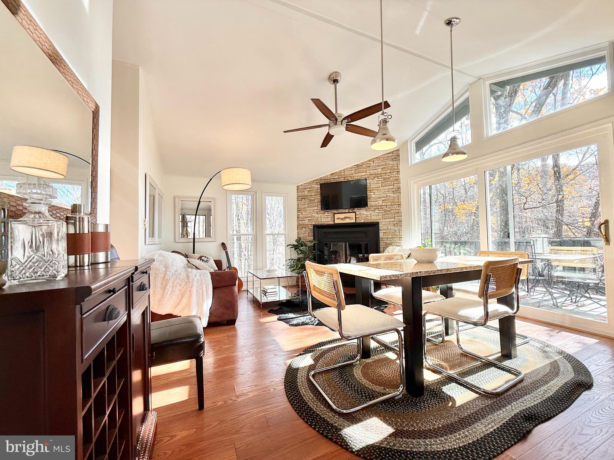 THE WOODS - Residential