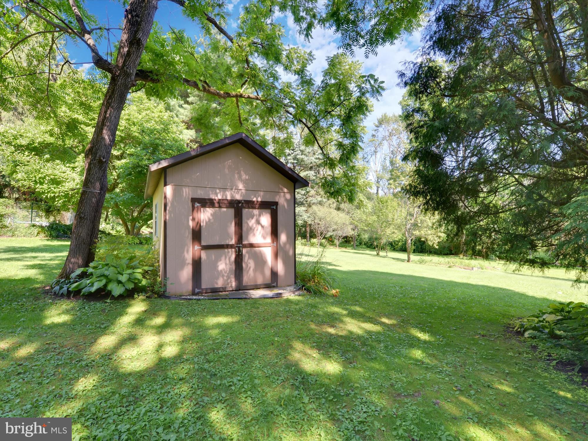 QUAKAKE - Residential