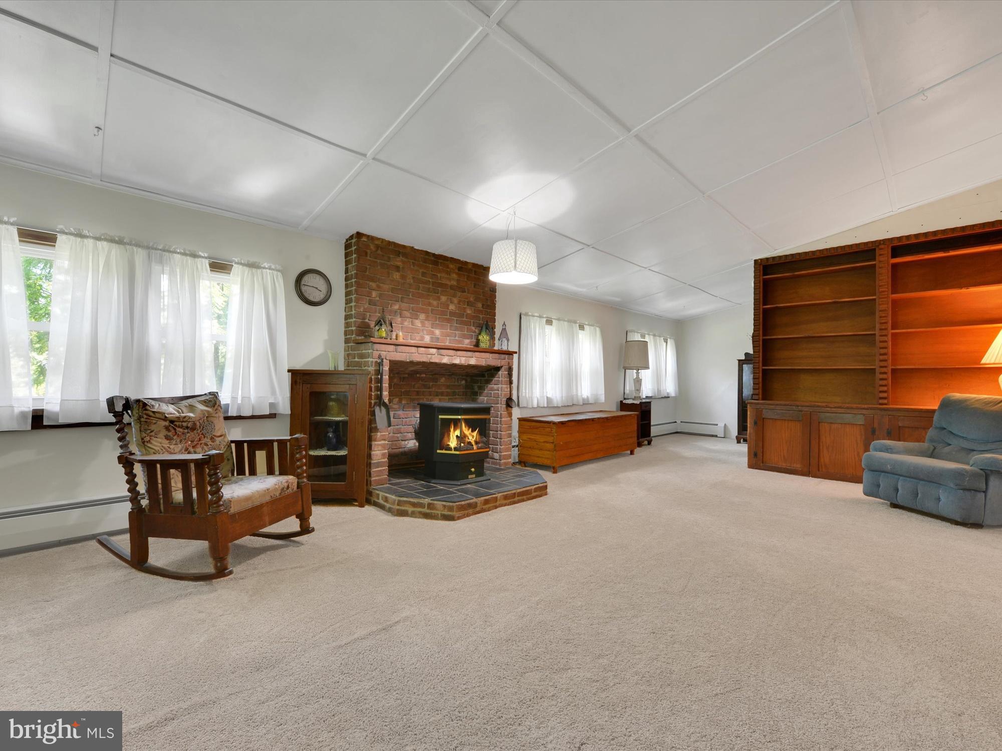 QUAKAKE - Residential