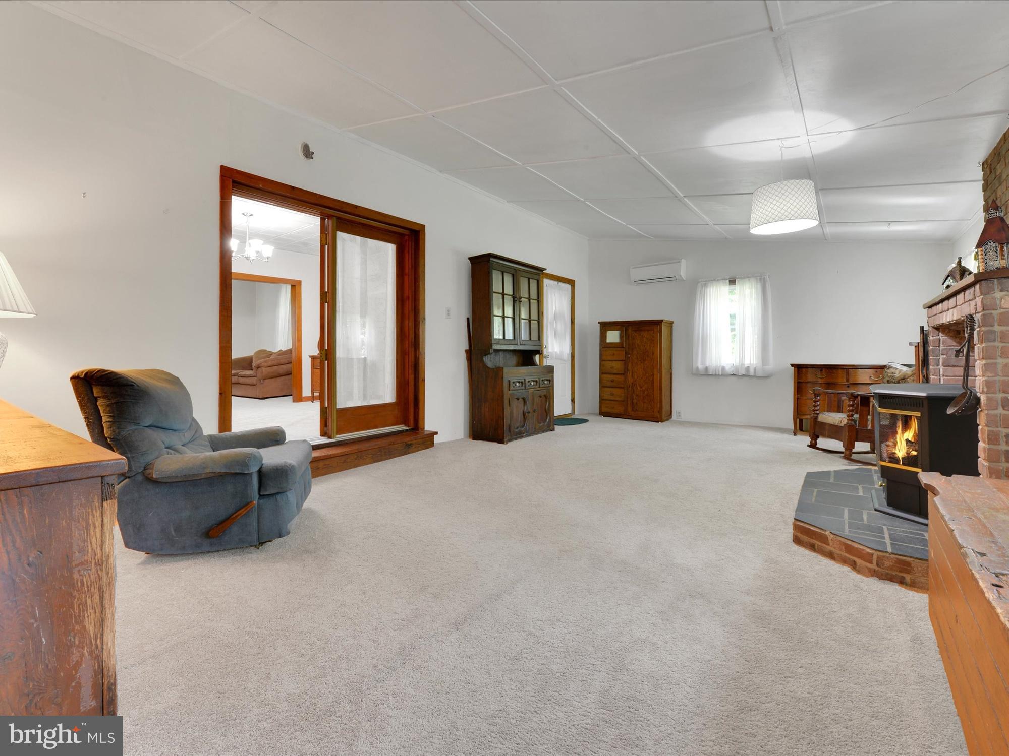 QUAKAKE - Residential