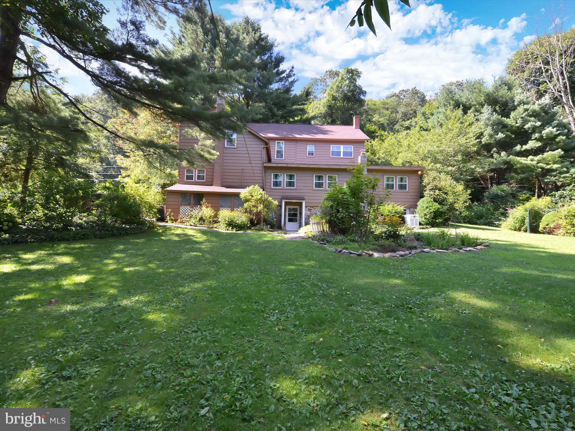 QUAKAKE - Residential