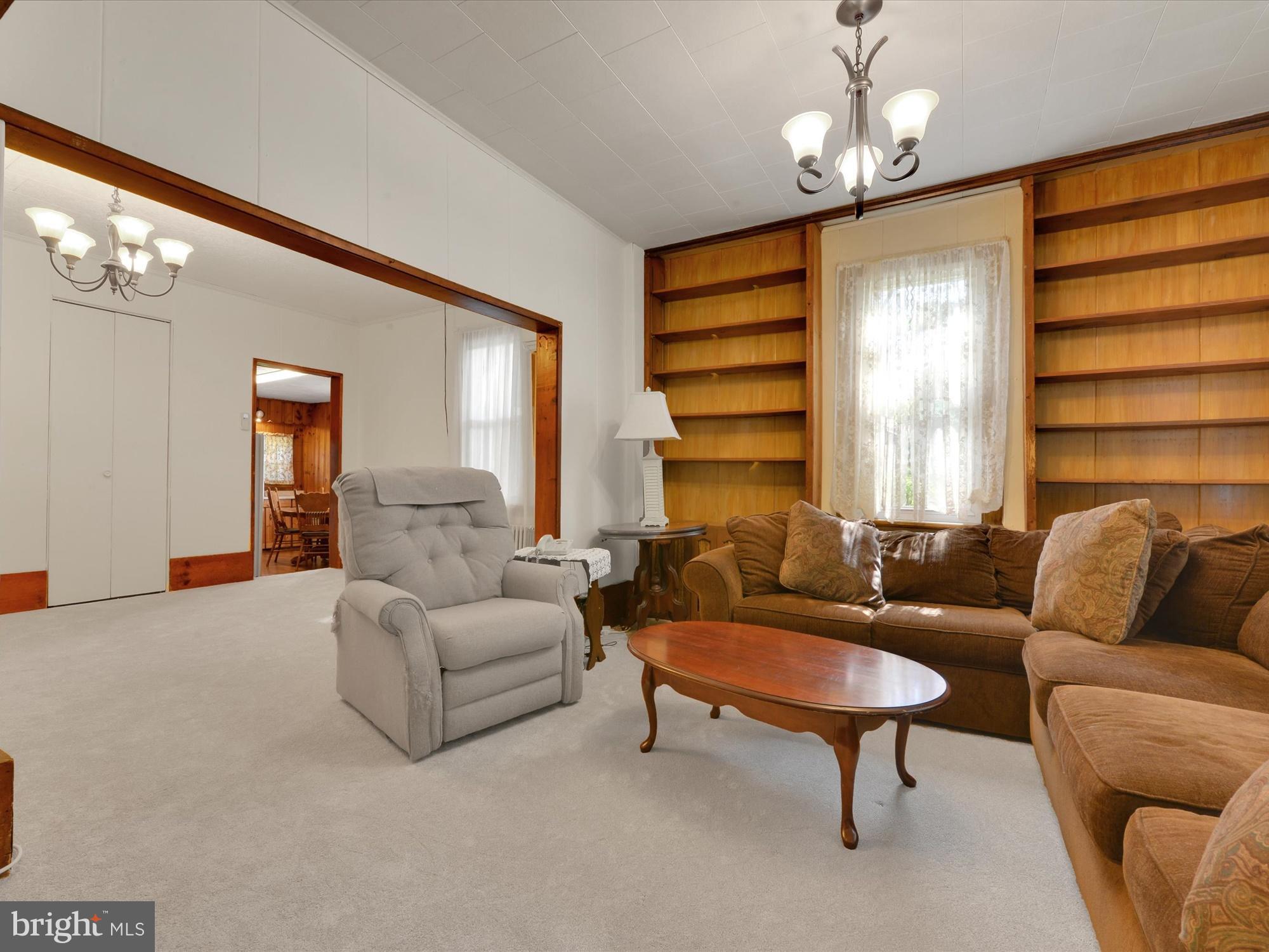 QUAKAKE - Residential