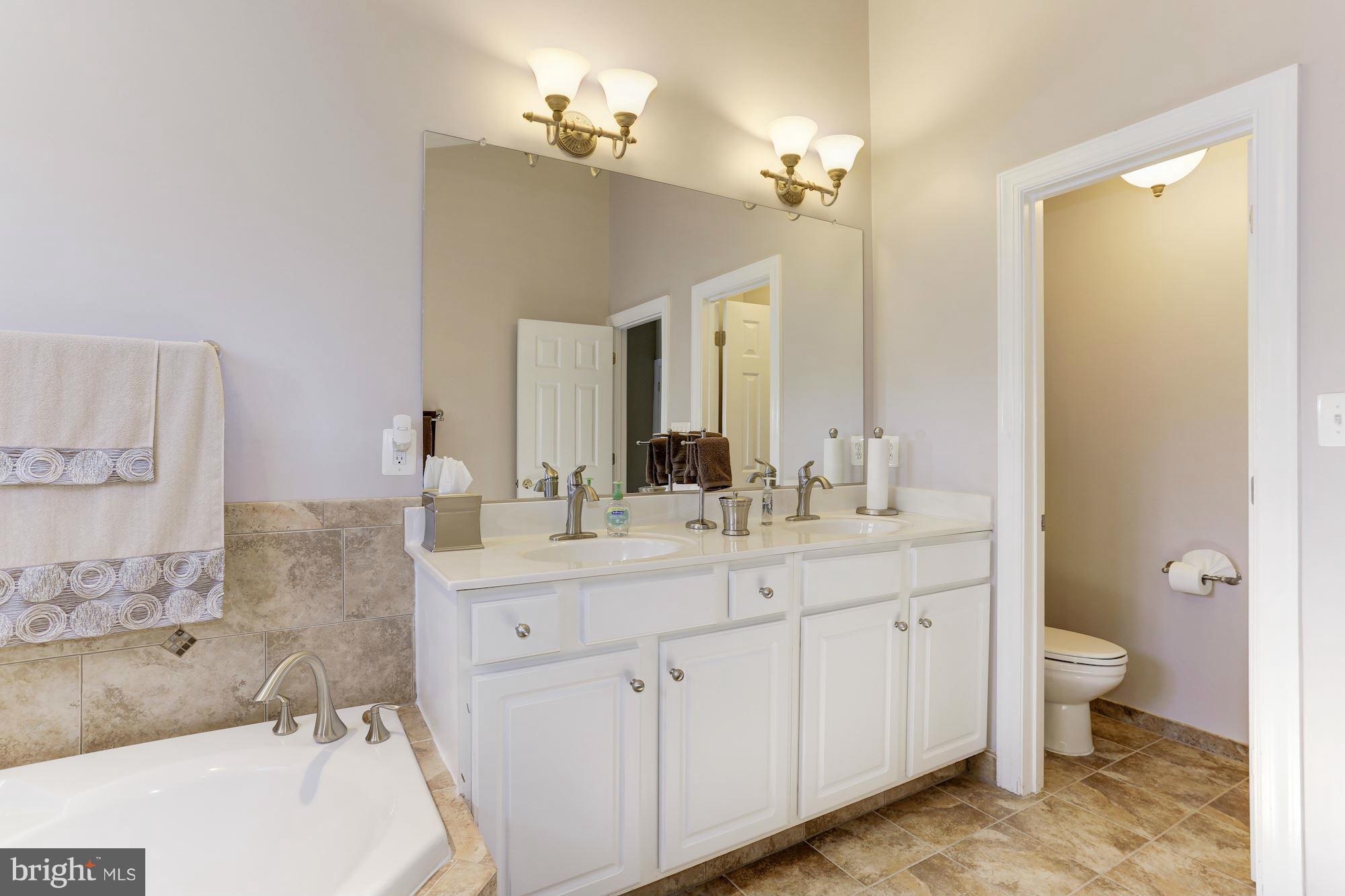 ELMWOOD - Residential