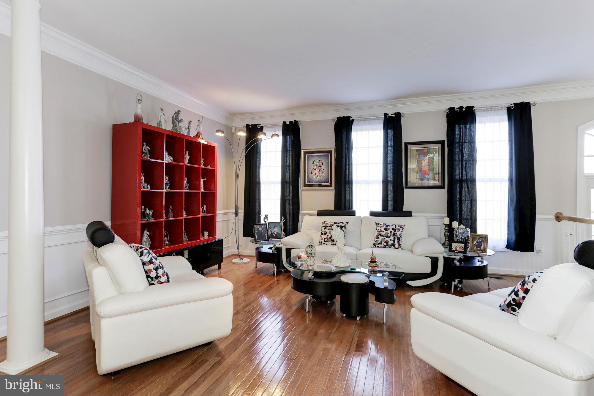 ELMWOOD - Residential