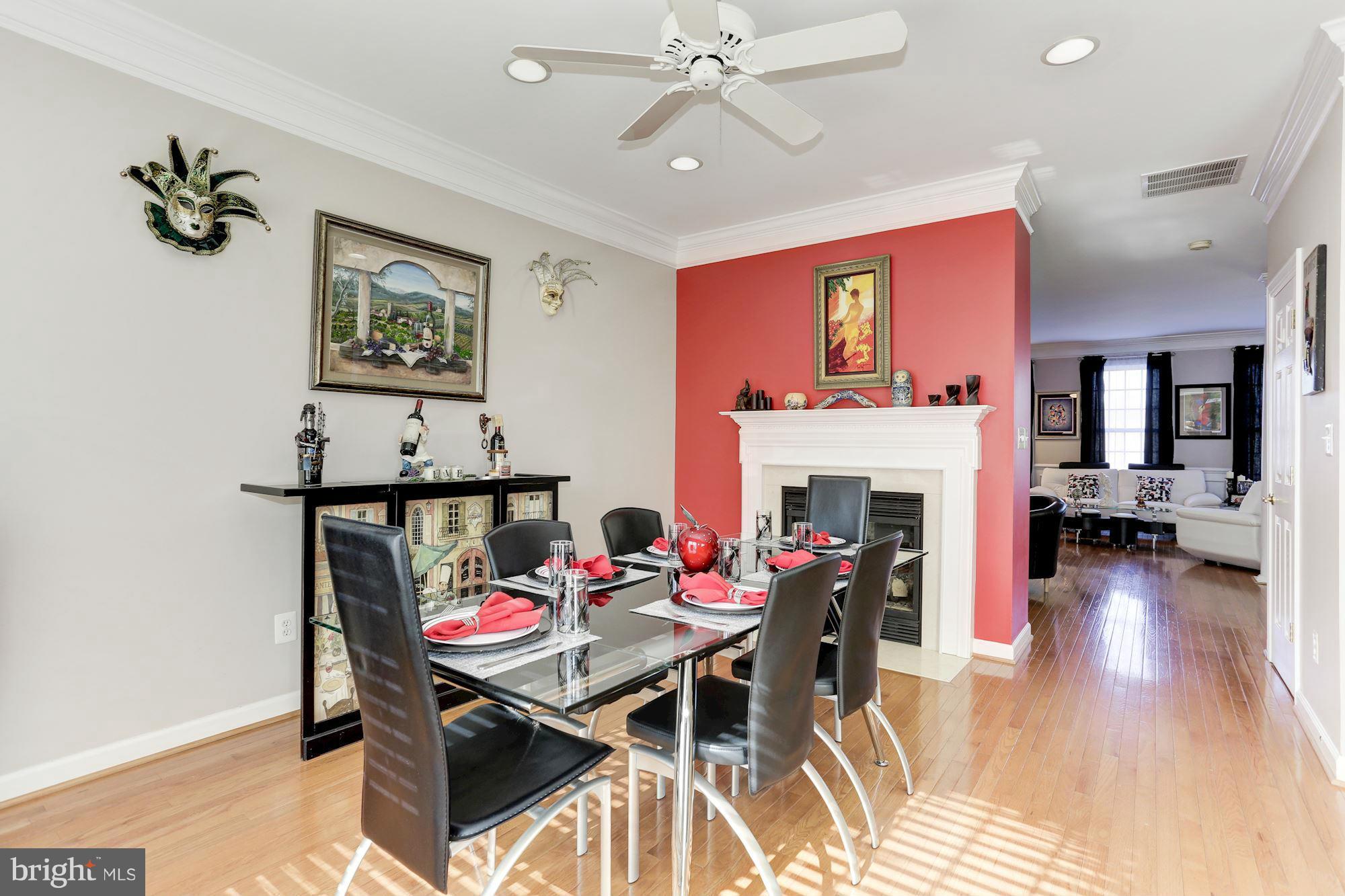 ELMWOOD - Residential