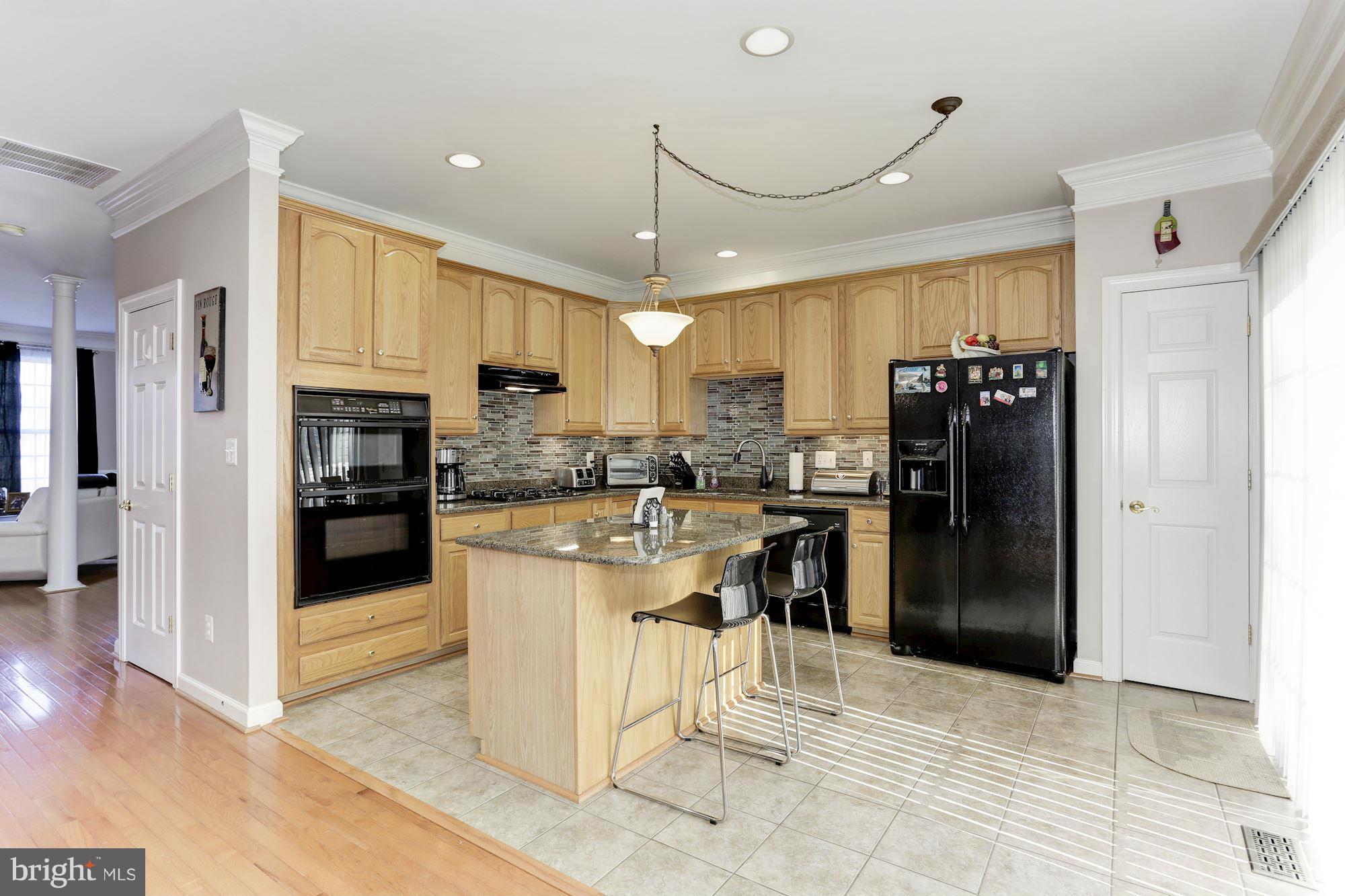 ELMWOOD - Residential