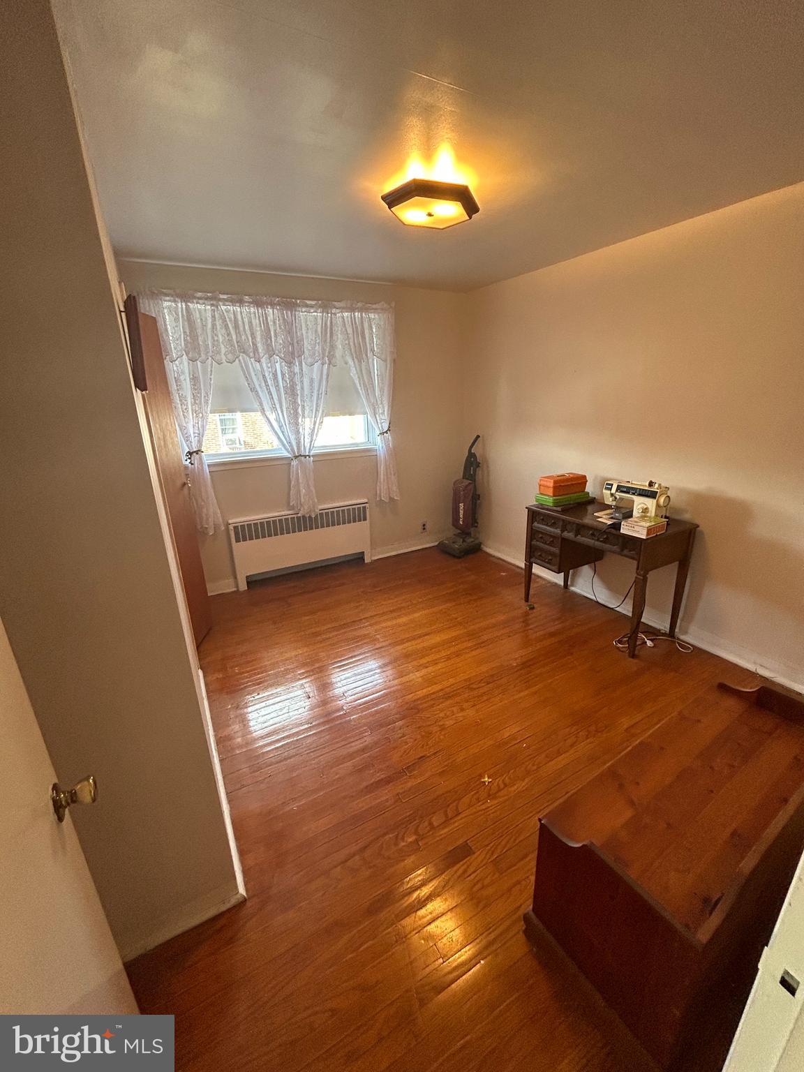 LAWNCREST - Residential