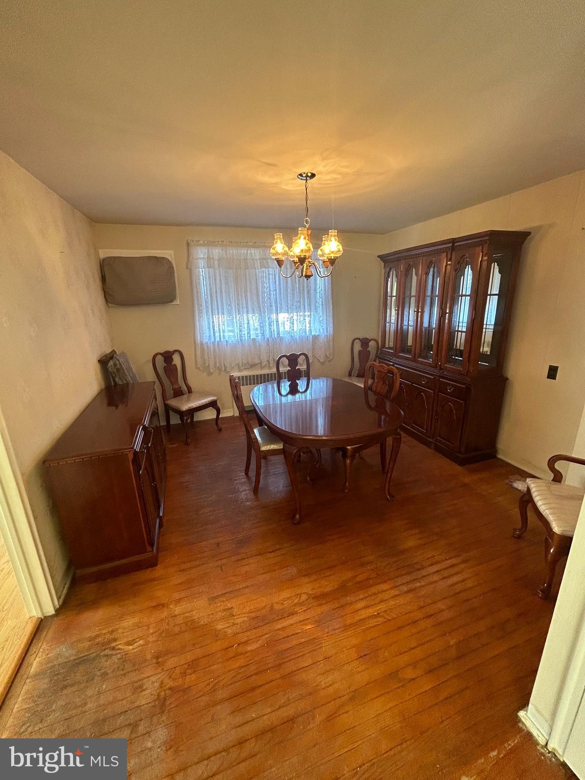 LAWNCREST - Residential