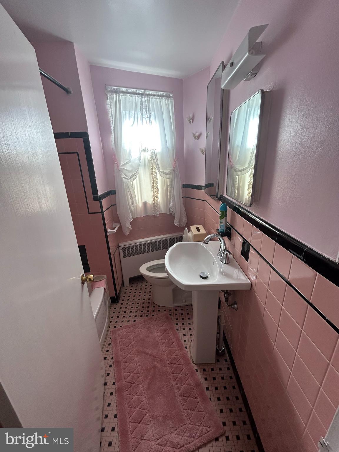 LAWNCREST - Residential
