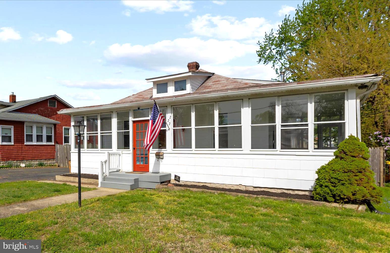 RIVERA BEACH - Residential