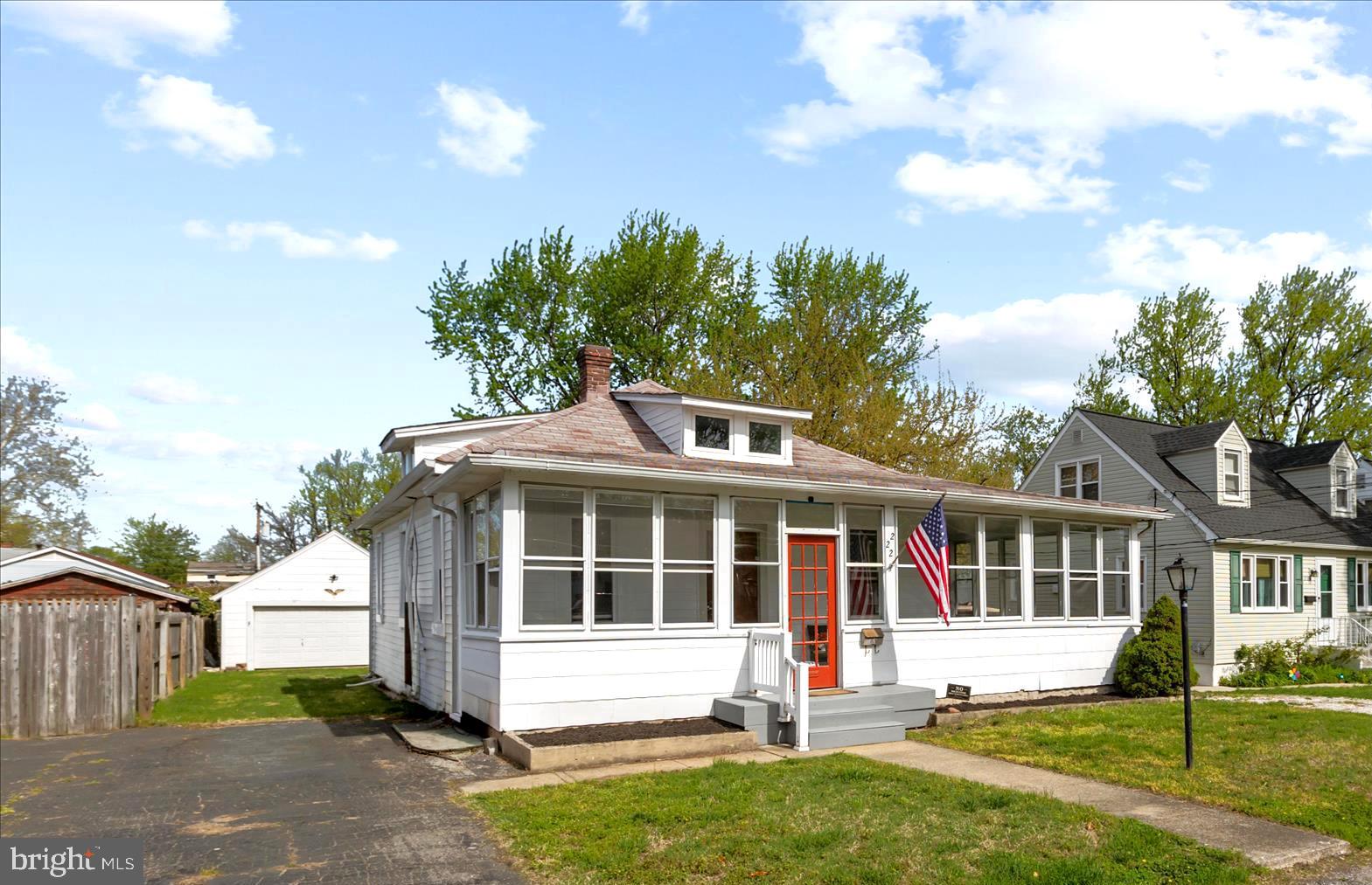 RIVERA BEACH - Residential