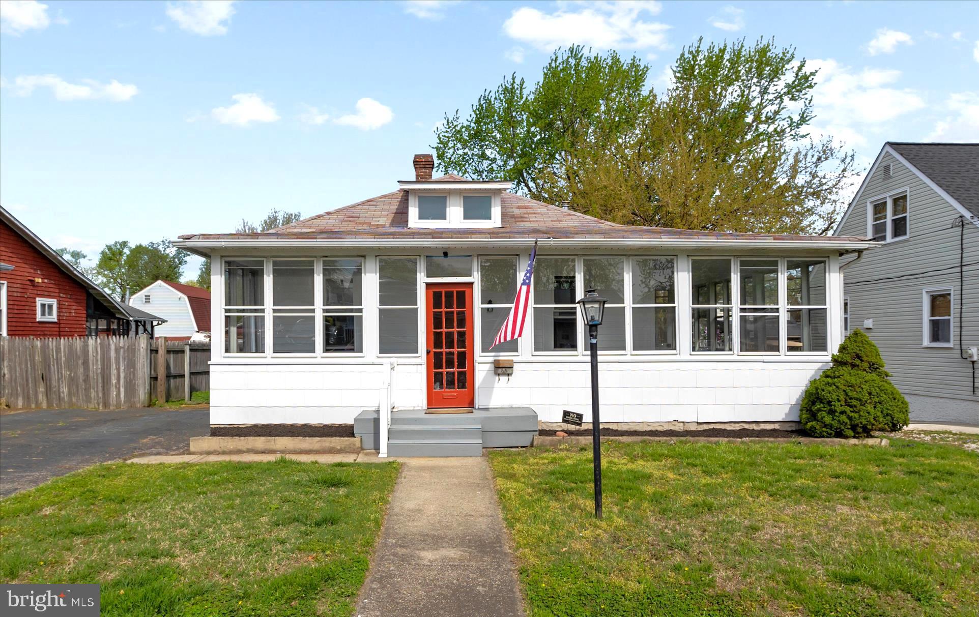 RIVERA BEACH - Residential