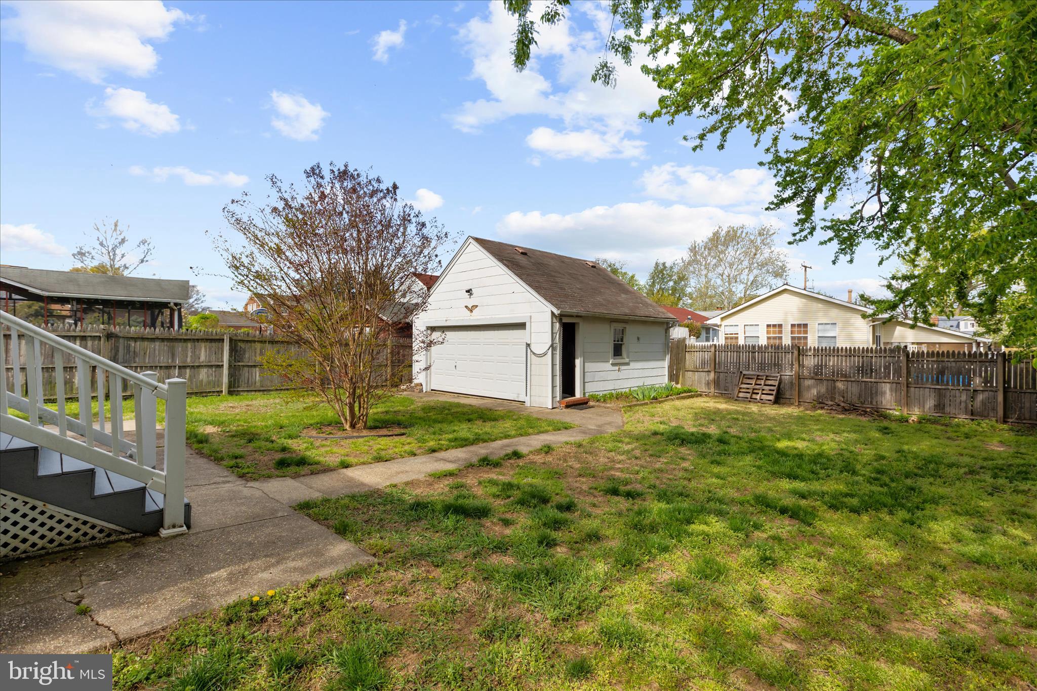 RIVERA BEACH - Residential