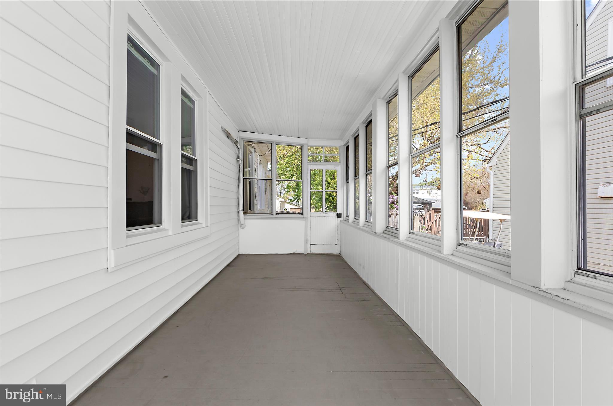 RIVERA BEACH - Residential