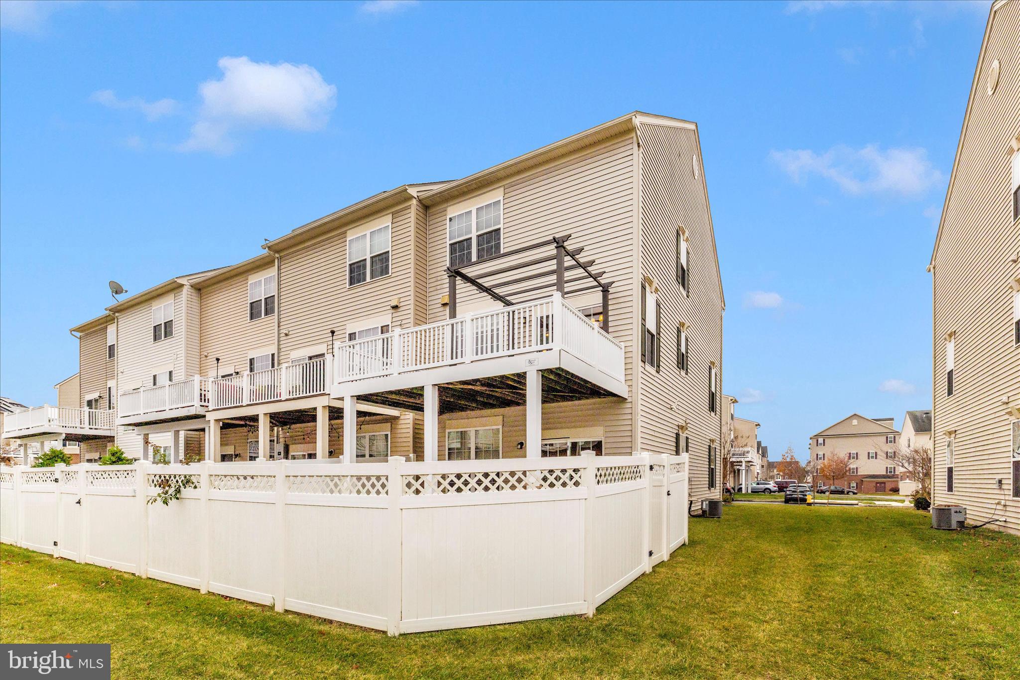 LINTON AT BALLENGER - Residential